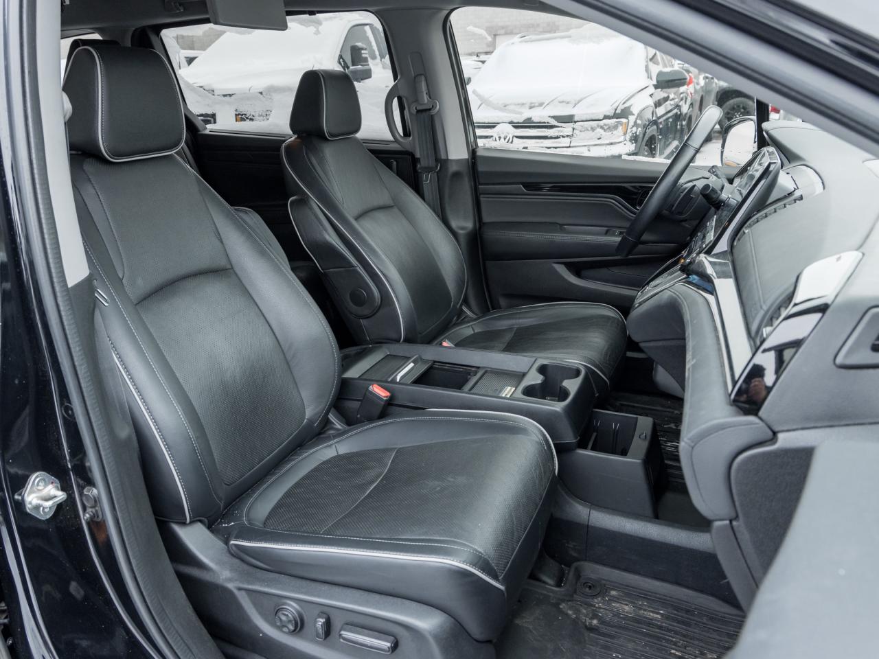 2022 Honda Odyssey Touring Auto Photo