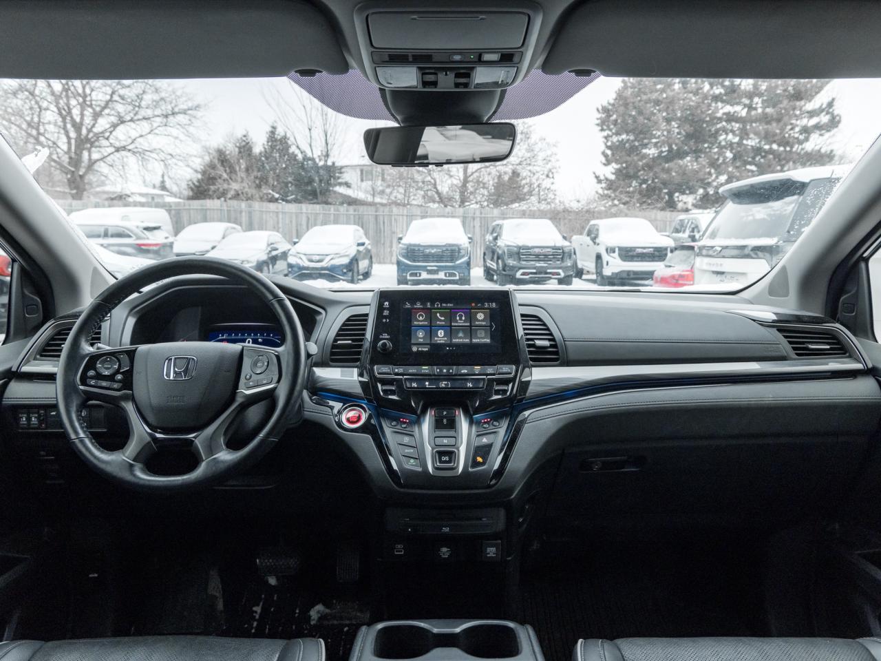 2022 Honda Odyssey Touring Auto Photo