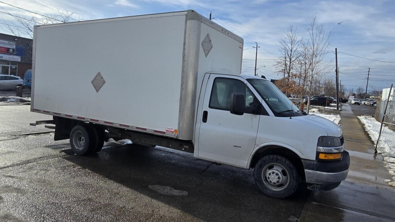 2019 Chevrolet Express G3500 - 16Ft x 84 Tall Box - Ramp - V8 Gasoline Photo