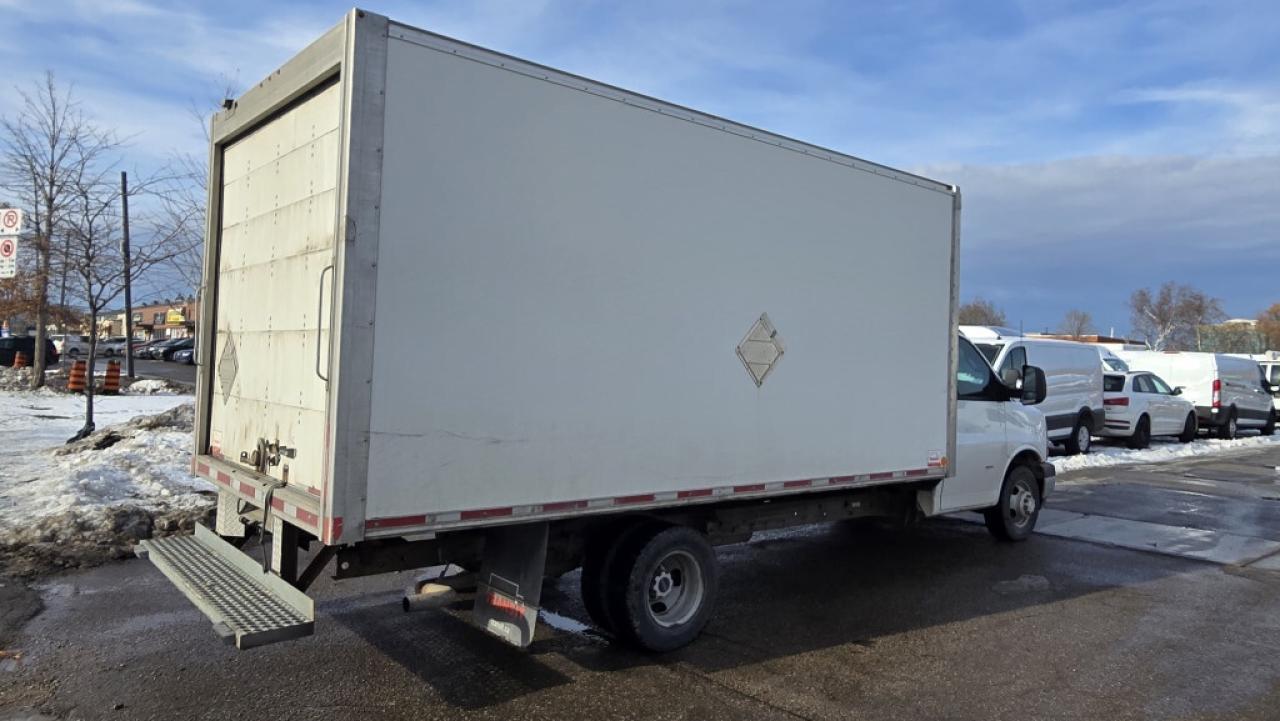 2019 Chevrolet Express G3500 - 16Ft x 84 Tall Box - Ramp - V8 Gasoline Photo