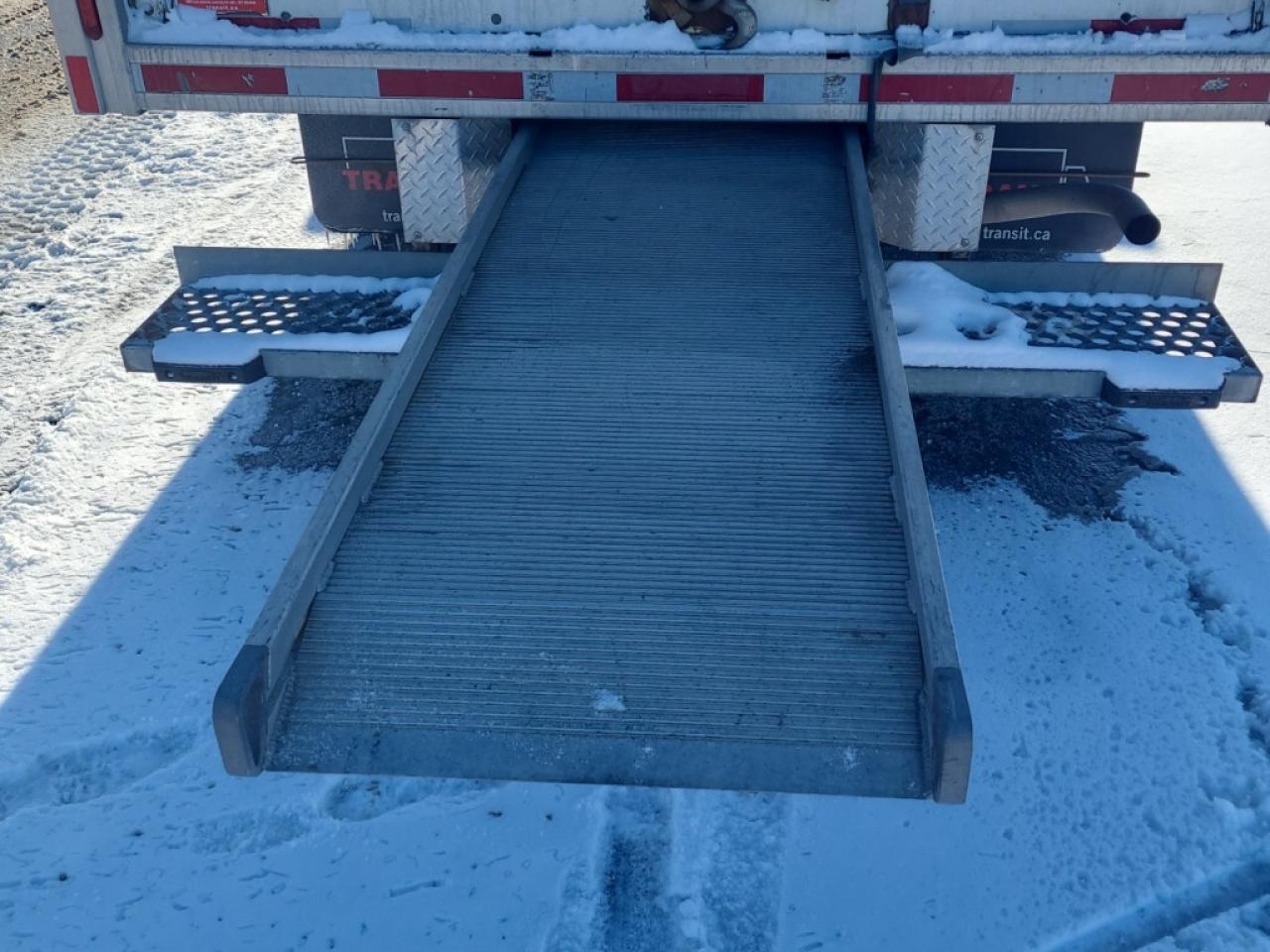 2019 Chevrolet Express G3500 - 16Ft x 84 Tall Box - Ramp - V8 Gasoline Photo