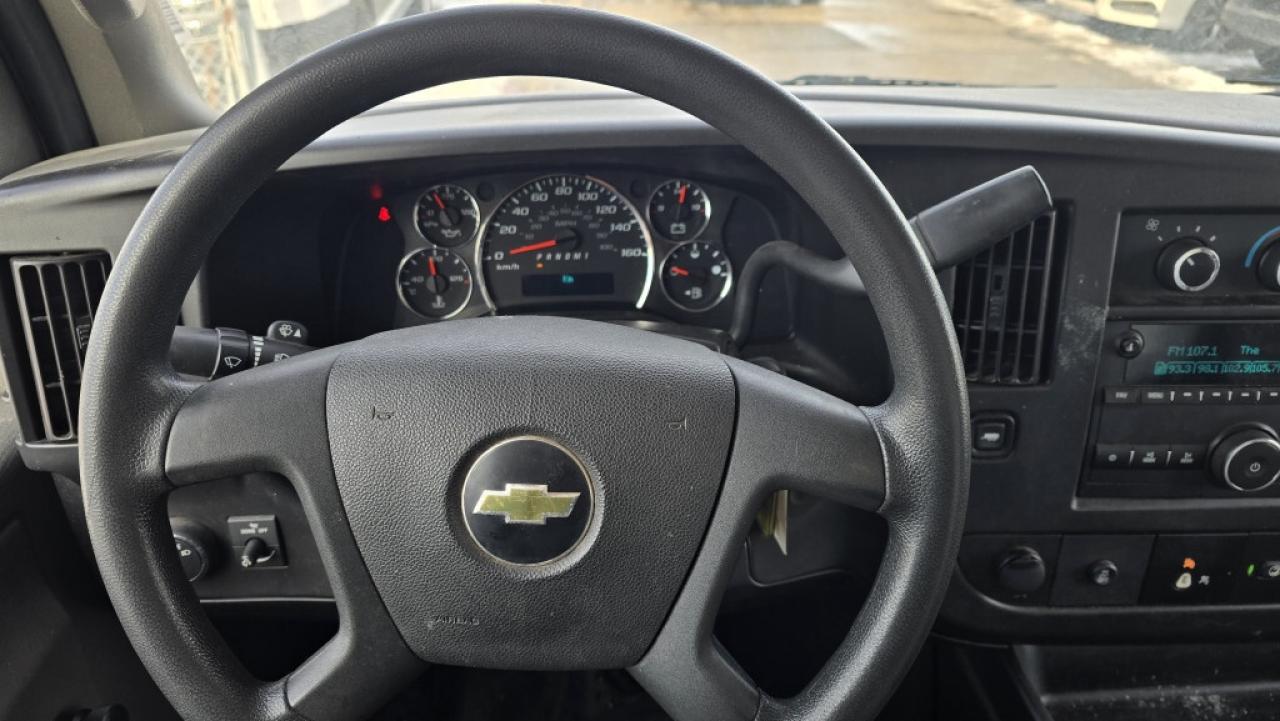 2019 Chevrolet Express G3500 - 16Ft x 84 Tall Box - Ramp - V8 Gasoline Photo