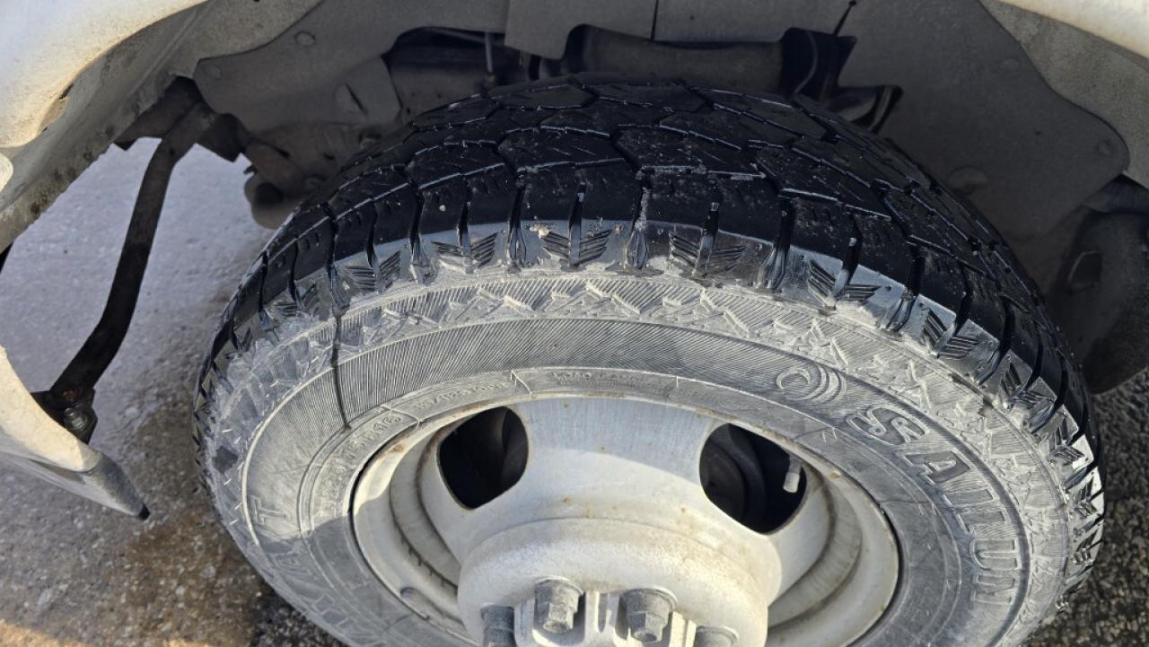 2019 Chevrolet Express G3500 - 16Ft x 84 Tall Box - Ramp - V8 Gasoline Photo