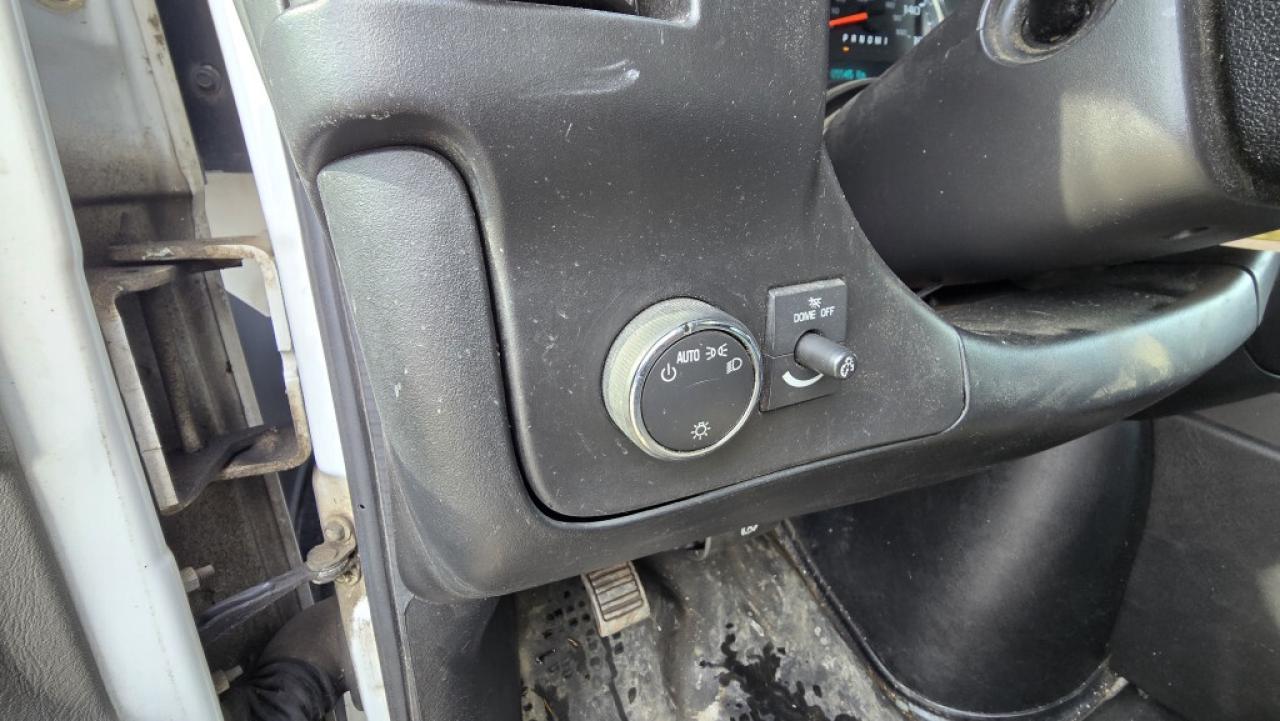 2019 Chevrolet Express G3500 - 16Ft x 84 Tall Box - Ramp - V8 Gasoline Photo