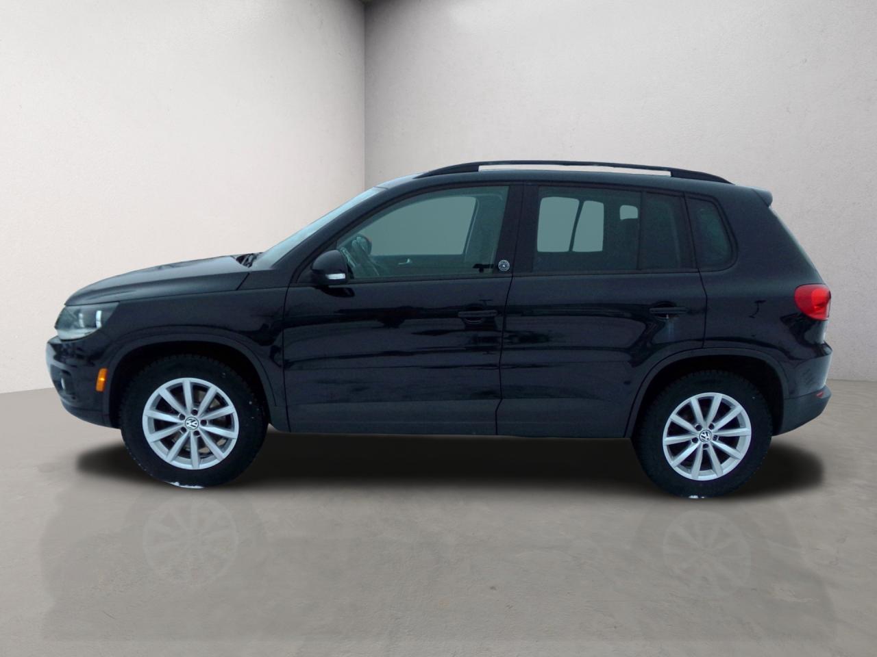 2017 Volkswagen Tiguan Wolfsburg Edition Leather Sunroof Photo