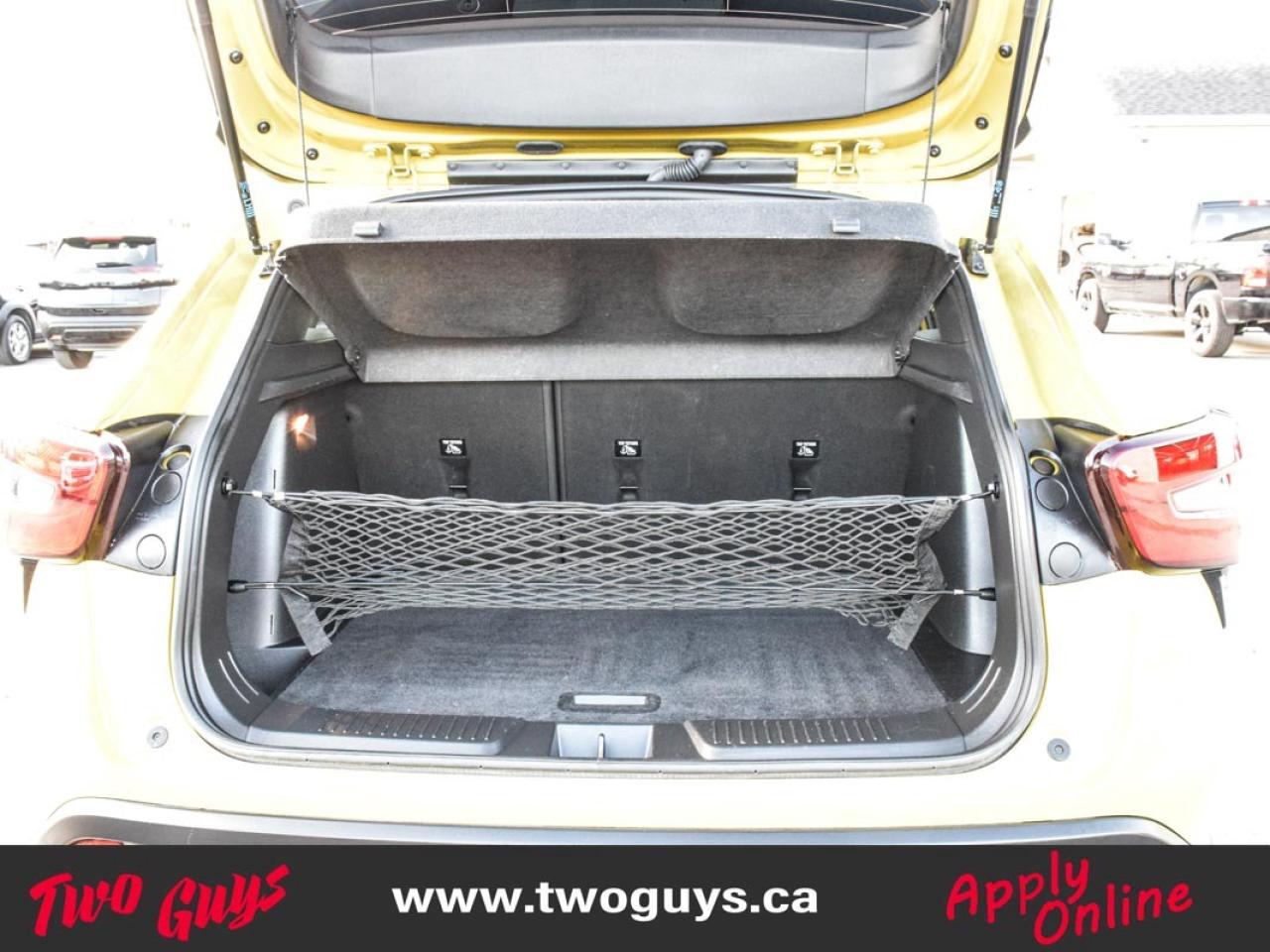 2024 Chevrolet Trax 2RS   Sunroof   Htd Leather   Lease Return Photo