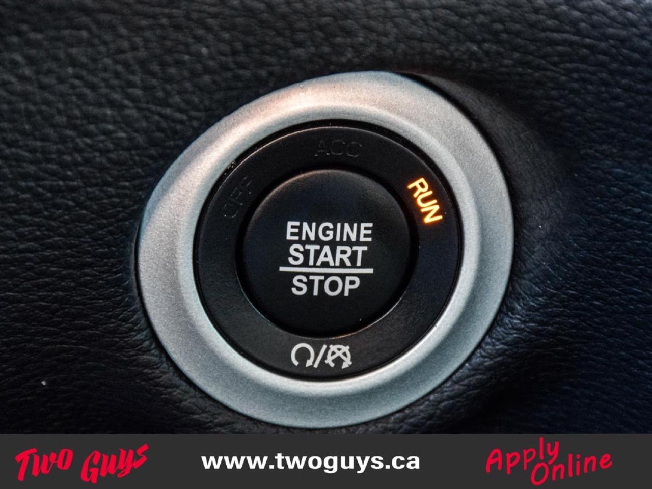 2022 Chrysler Pacifica Touring L   S Pkg   PANOROOF   Leather Photo