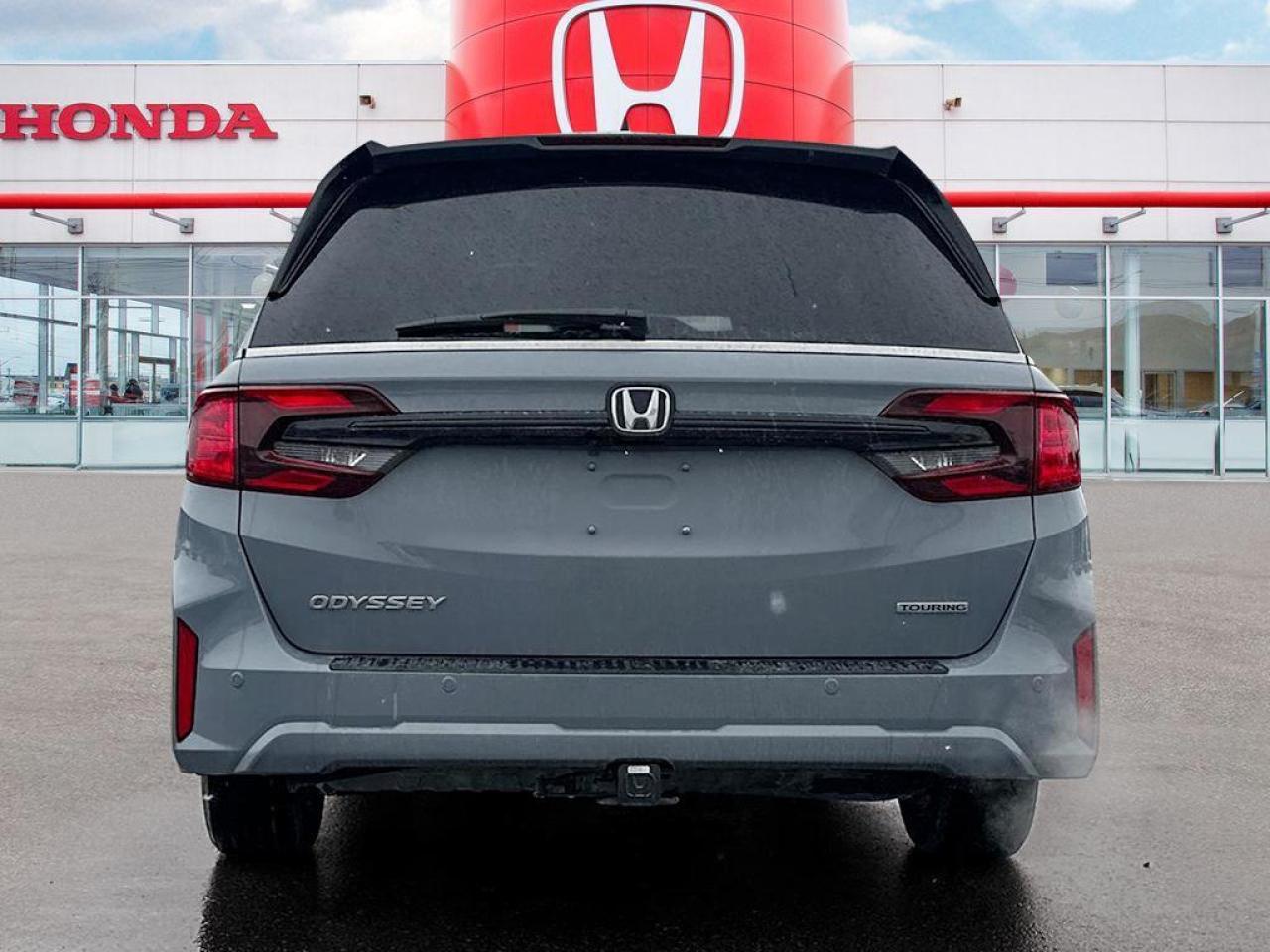 2025 Honda Odyssey Touring Photo