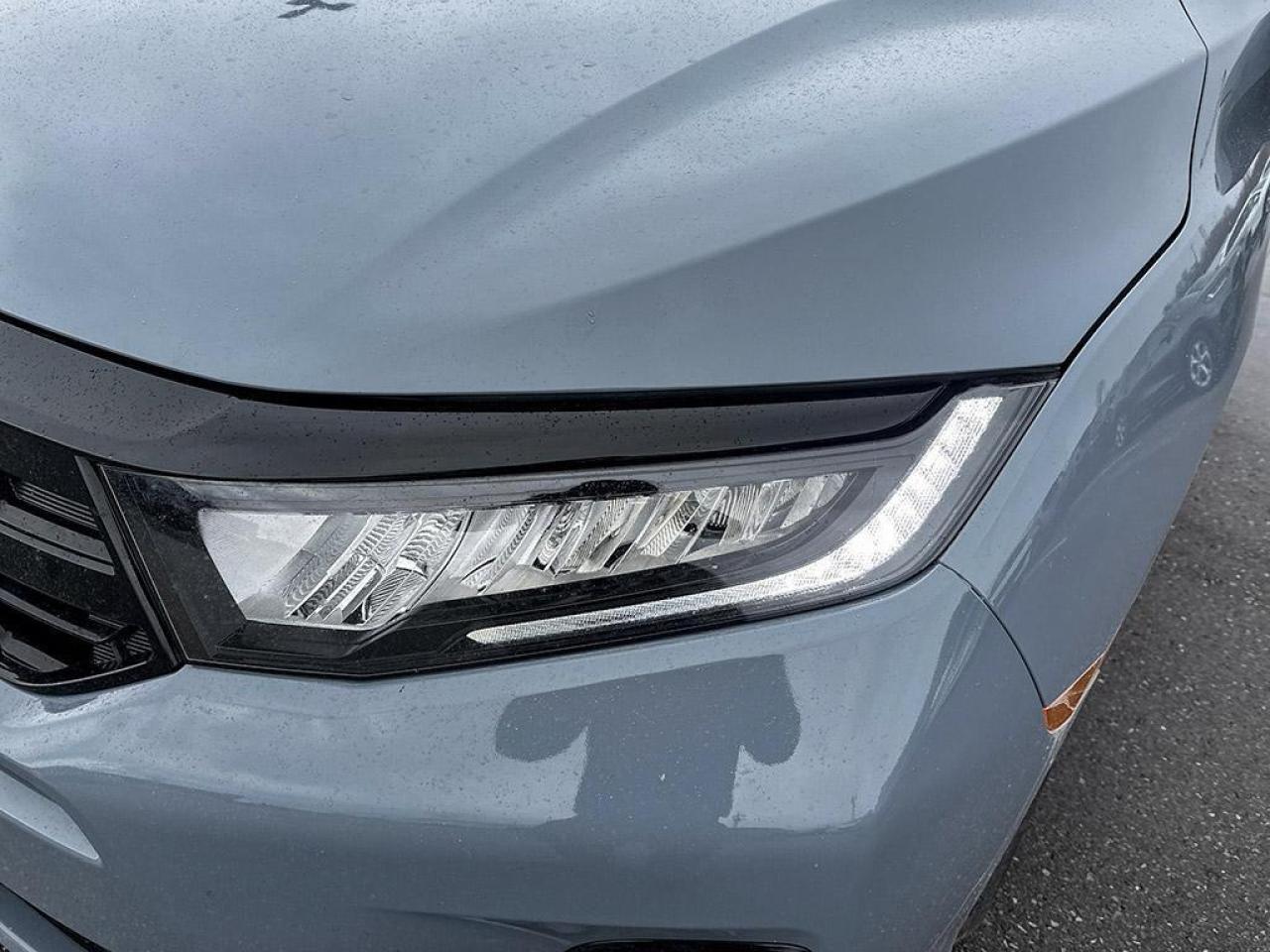 2025 Honda Odyssey Touring Photo