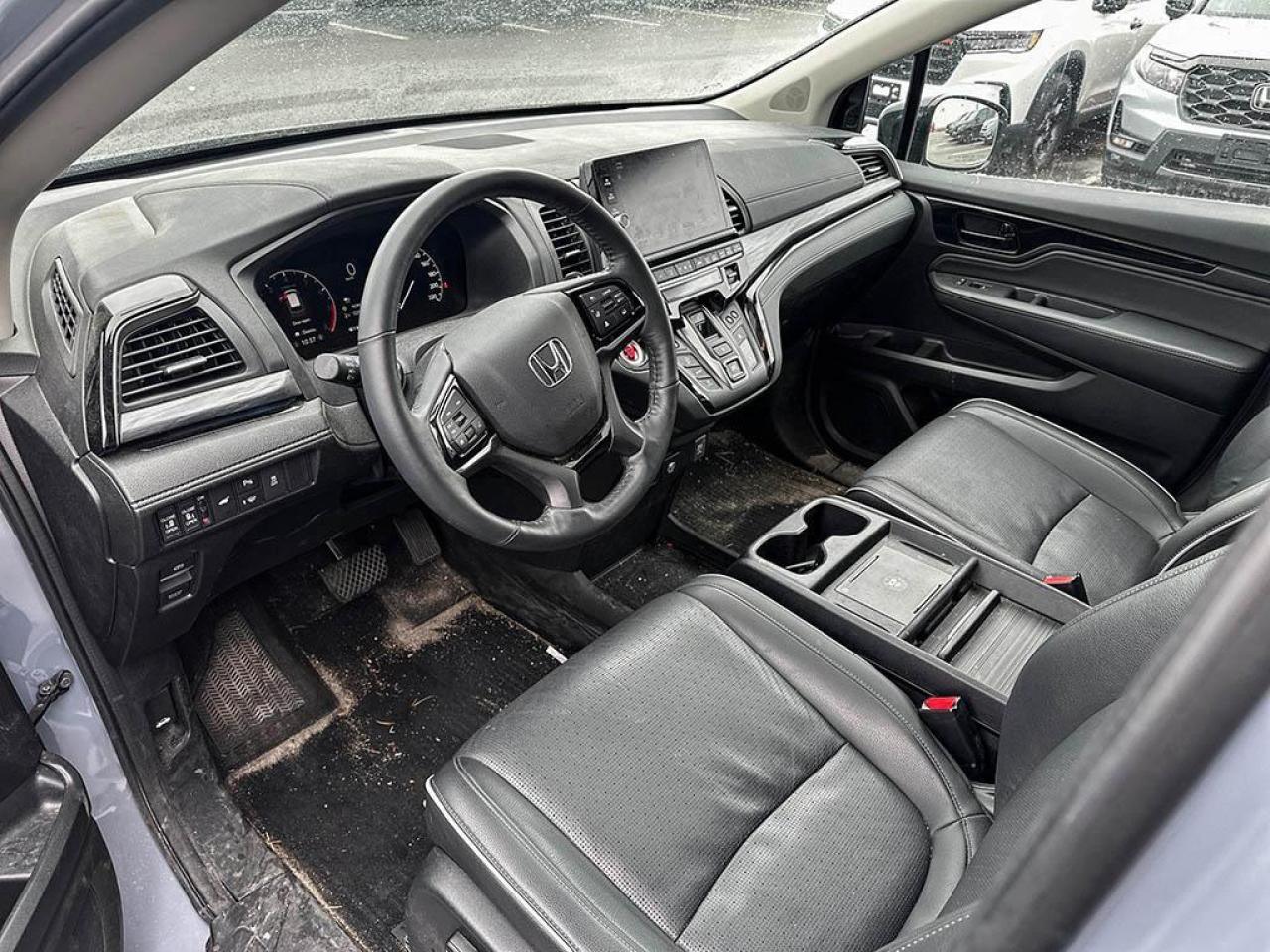 2025 Honda Odyssey Touring Photo