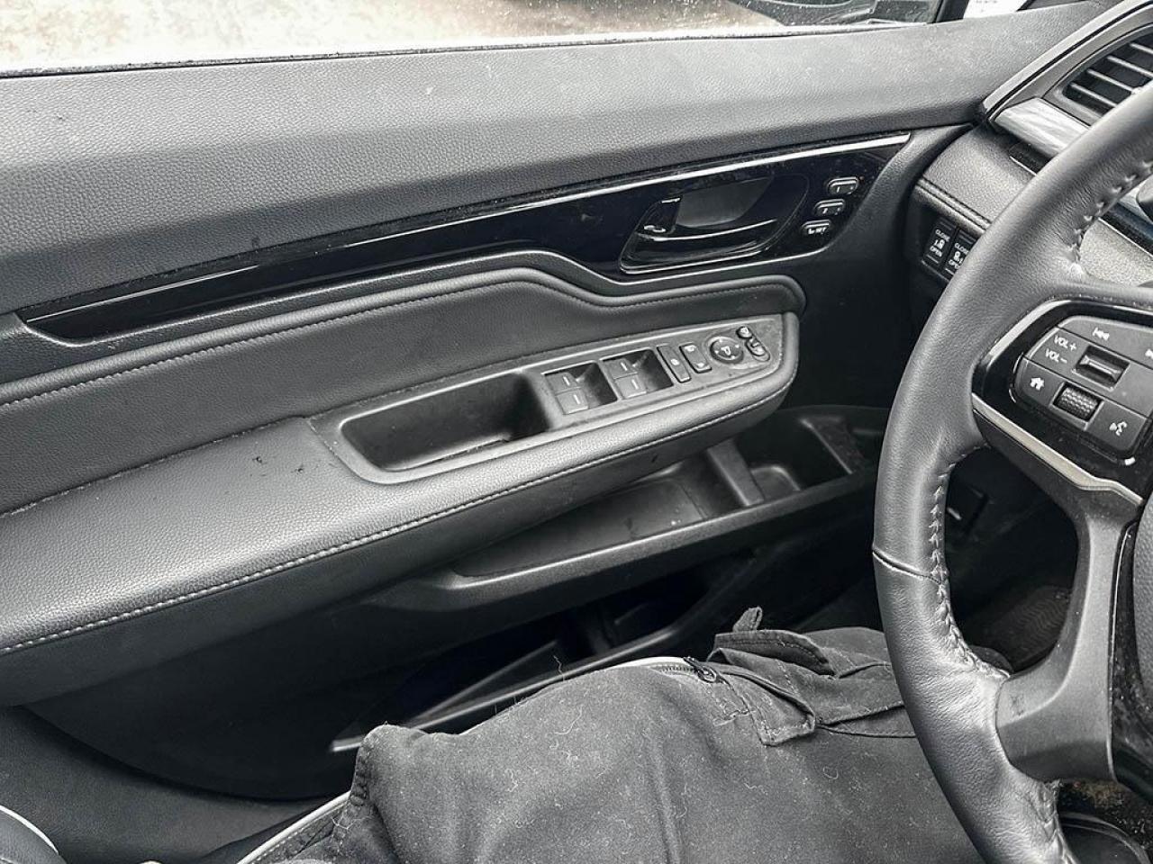 2025 Honda Odyssey Touring Photo