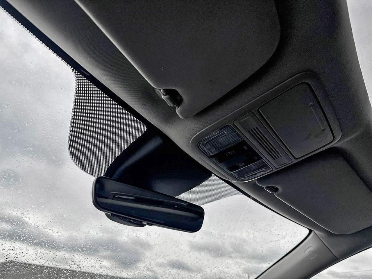 2025 Honda Odyssey Touring Photo