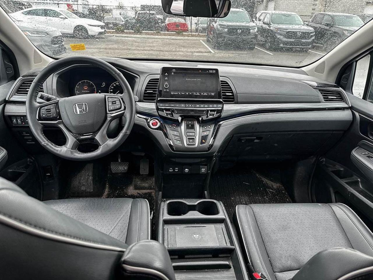 2025 Honda Odyssey Touring Photo