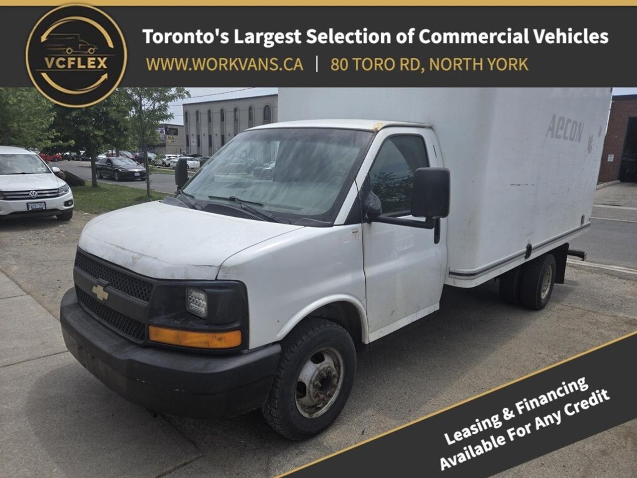 2013 GMC Savana Van G3500 14Ft Box V8 Gasoline Photo