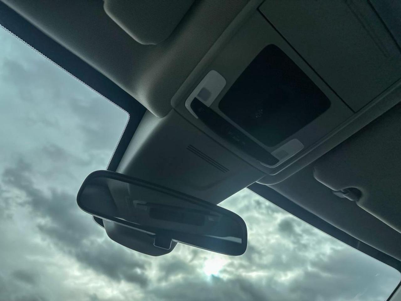 2025 Honda CR-V Sport Photo