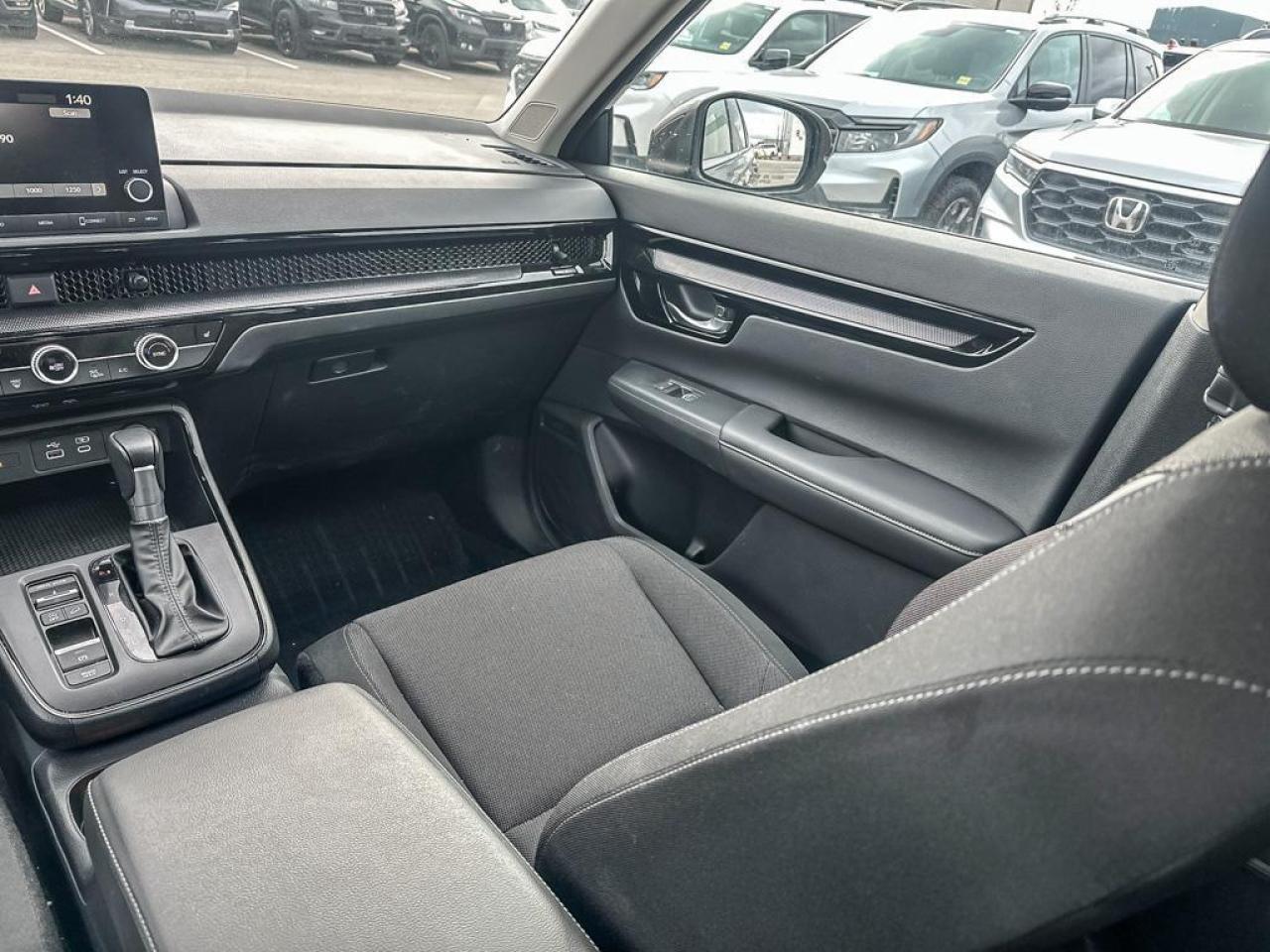 2025 Honda CR-V Sport Photo