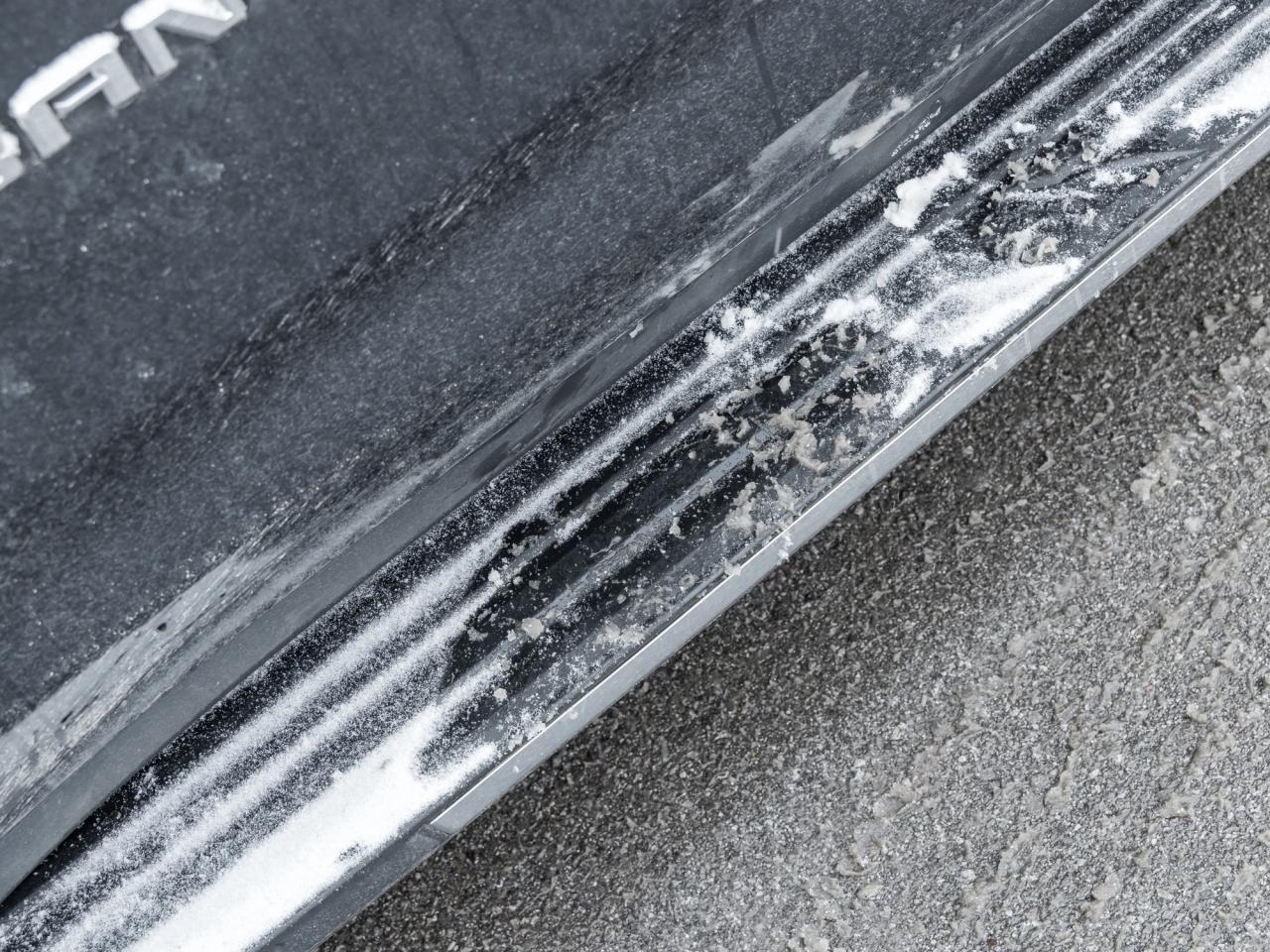 2023 Chevrolet Suburban 4WD 4dr LT Photo