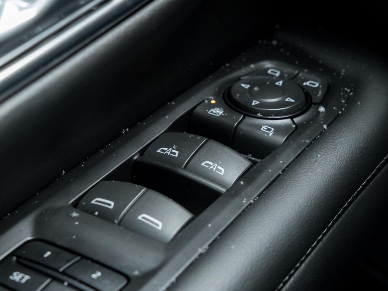 2023 Chevrolet Suburban 4WD 4dr LT Photo