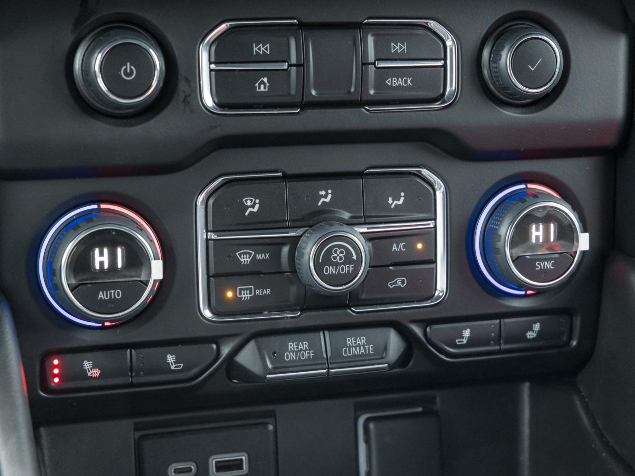 2023 Chevrolet Suburban 4WD 4dr LT Photo