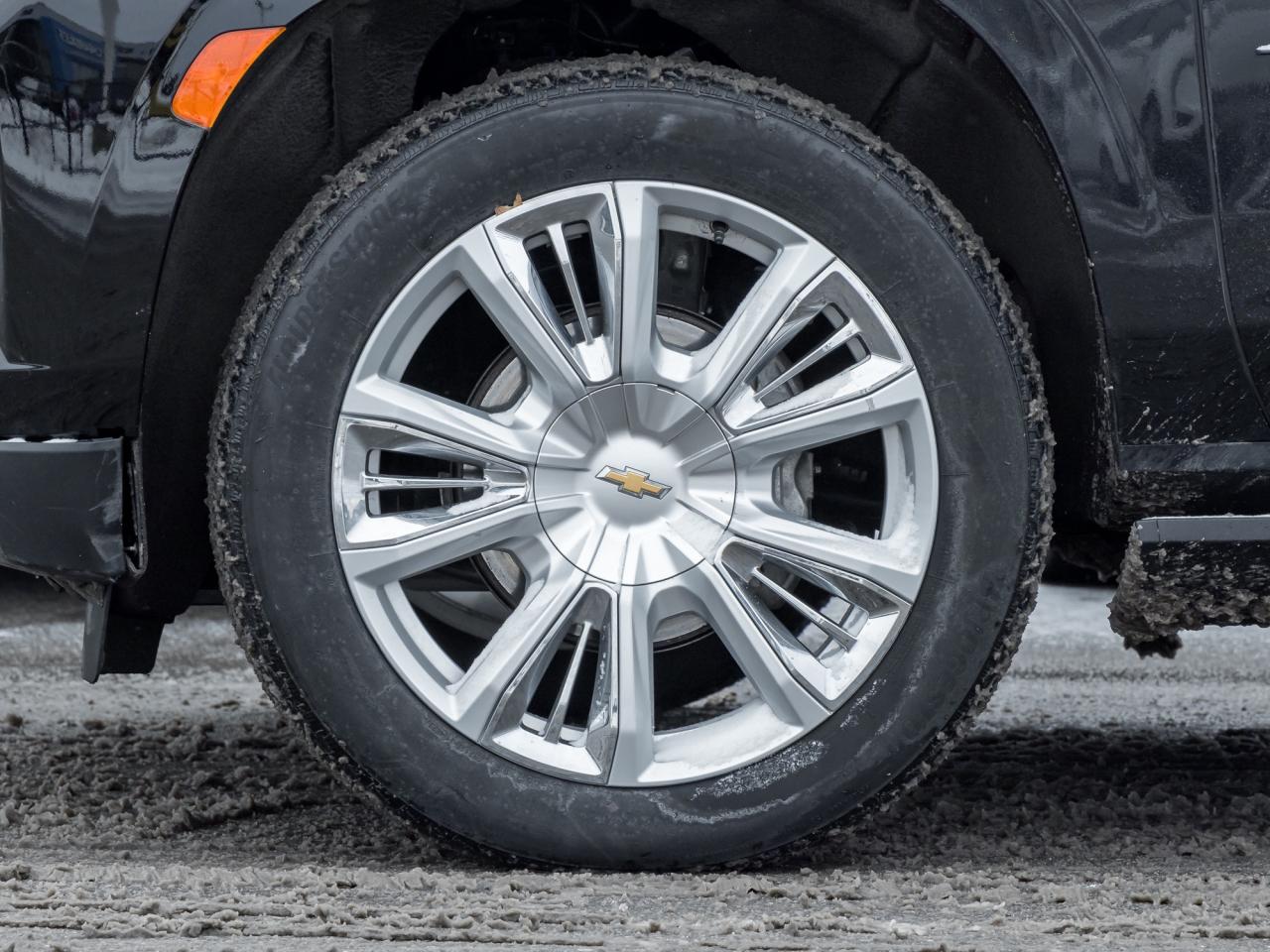 2024 Chevrolet Tahoe 4WD 4dr High Country Photo3