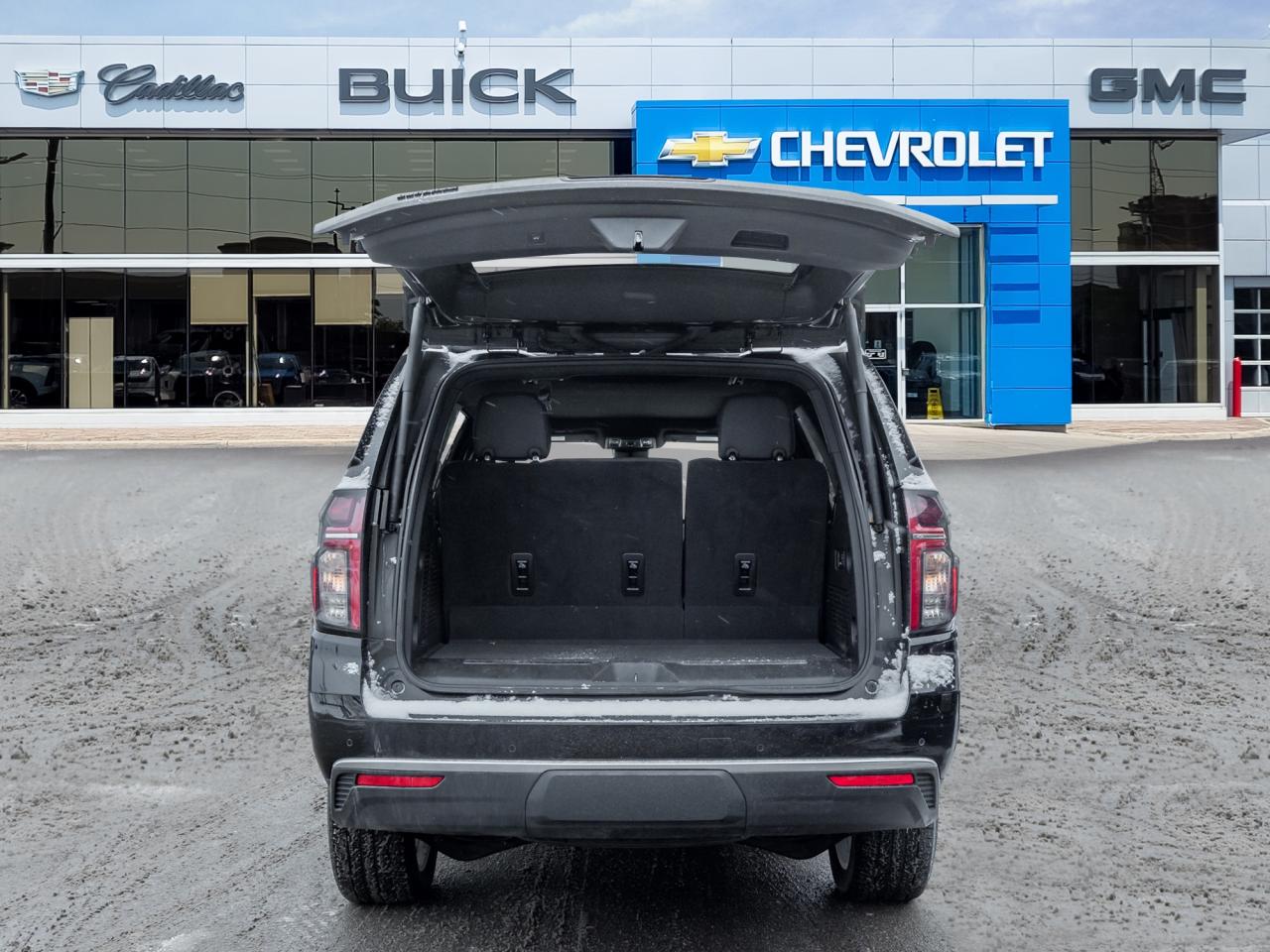 2024 Chevrolet Tahoe 4WD 4dr High Country Photo