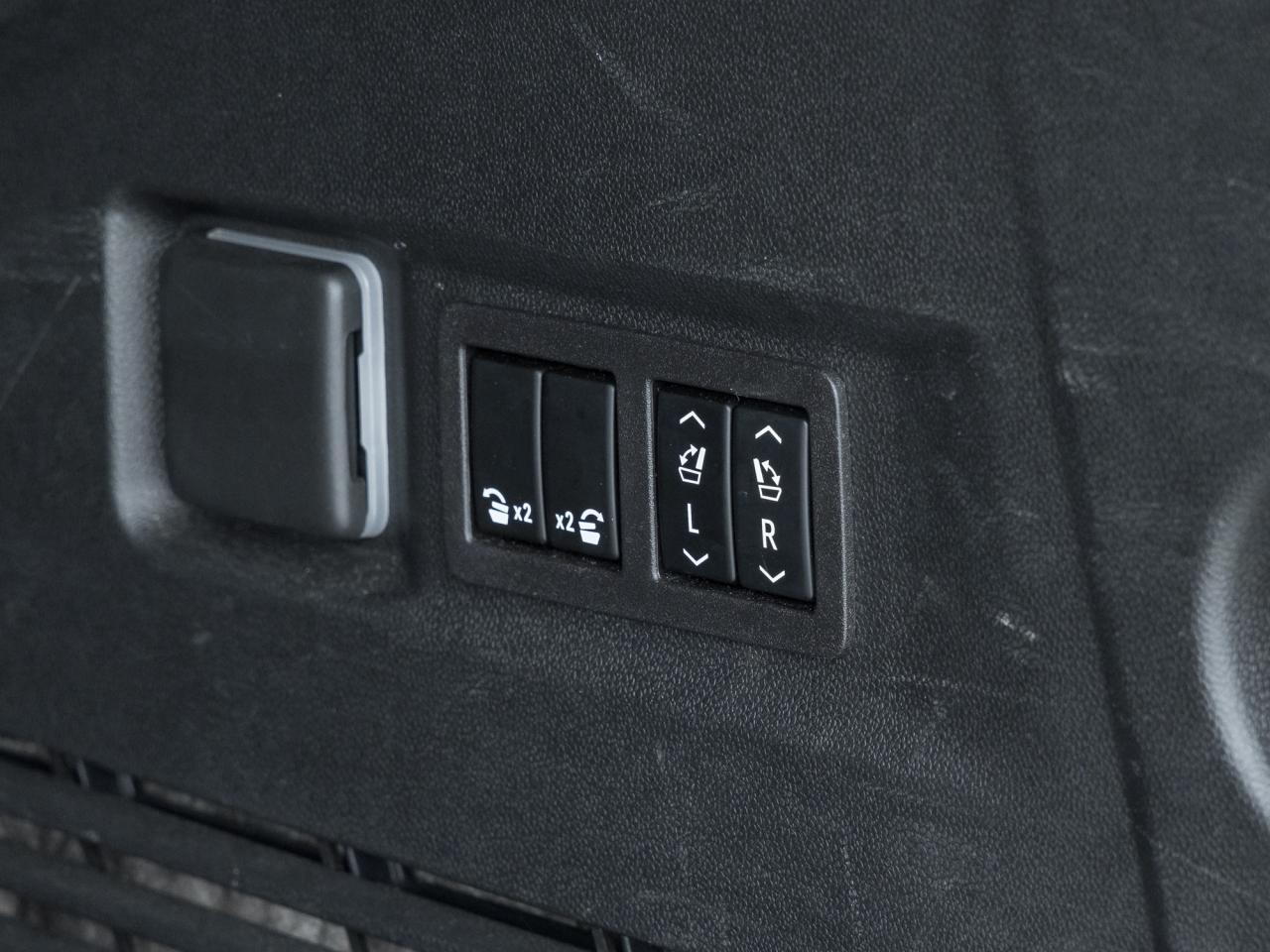 2024 Chevrolet Tahoe 4WD 4dr High Country Photo