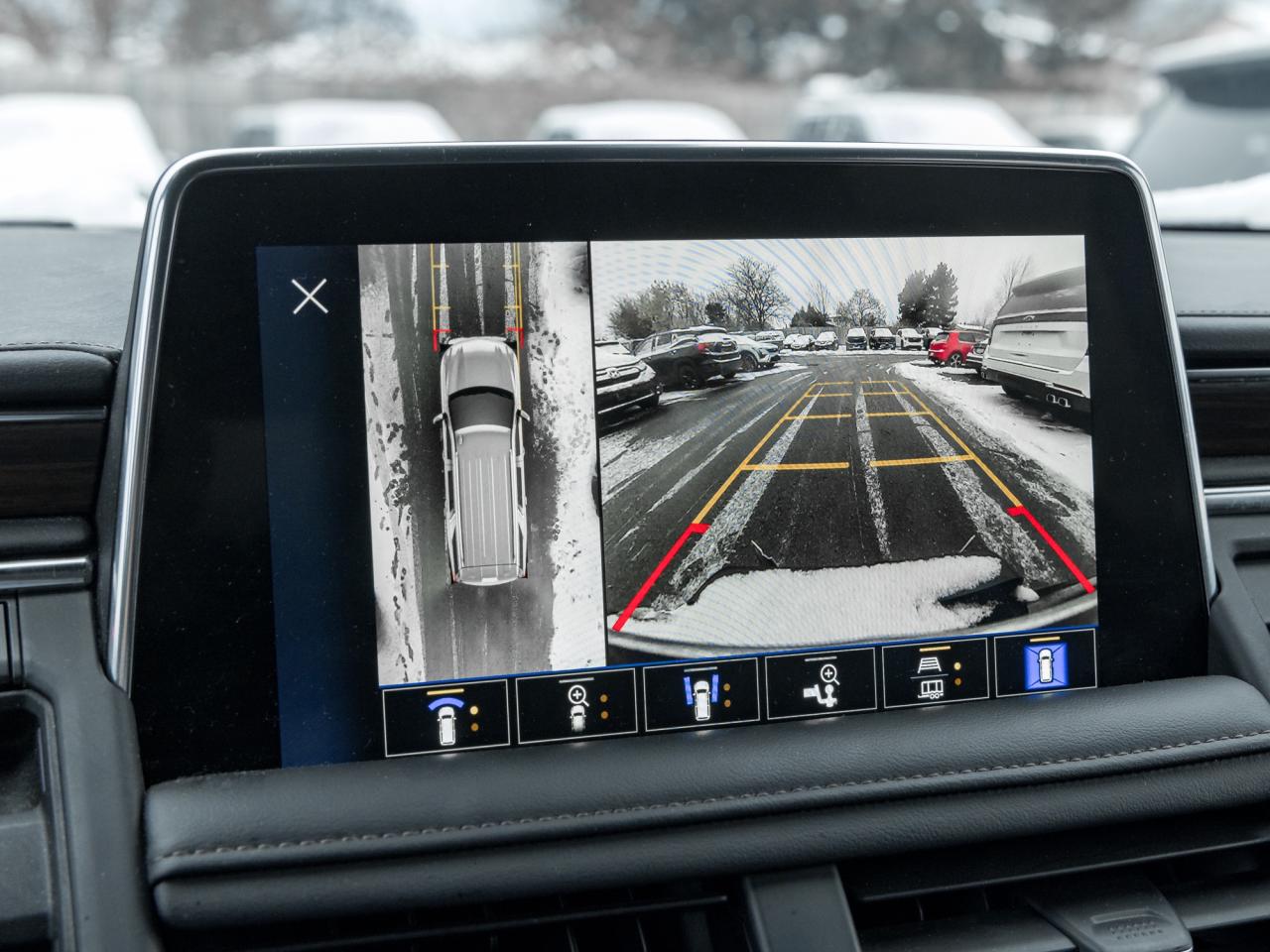 2024 Chevrolet Tahoe 4WD 4dr High Country Photo