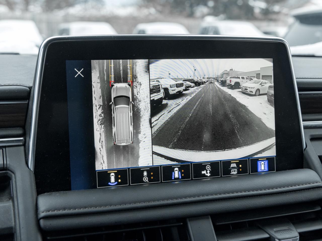 2024 Chevrolet Tahoe 4WD 4dr High Country Photo