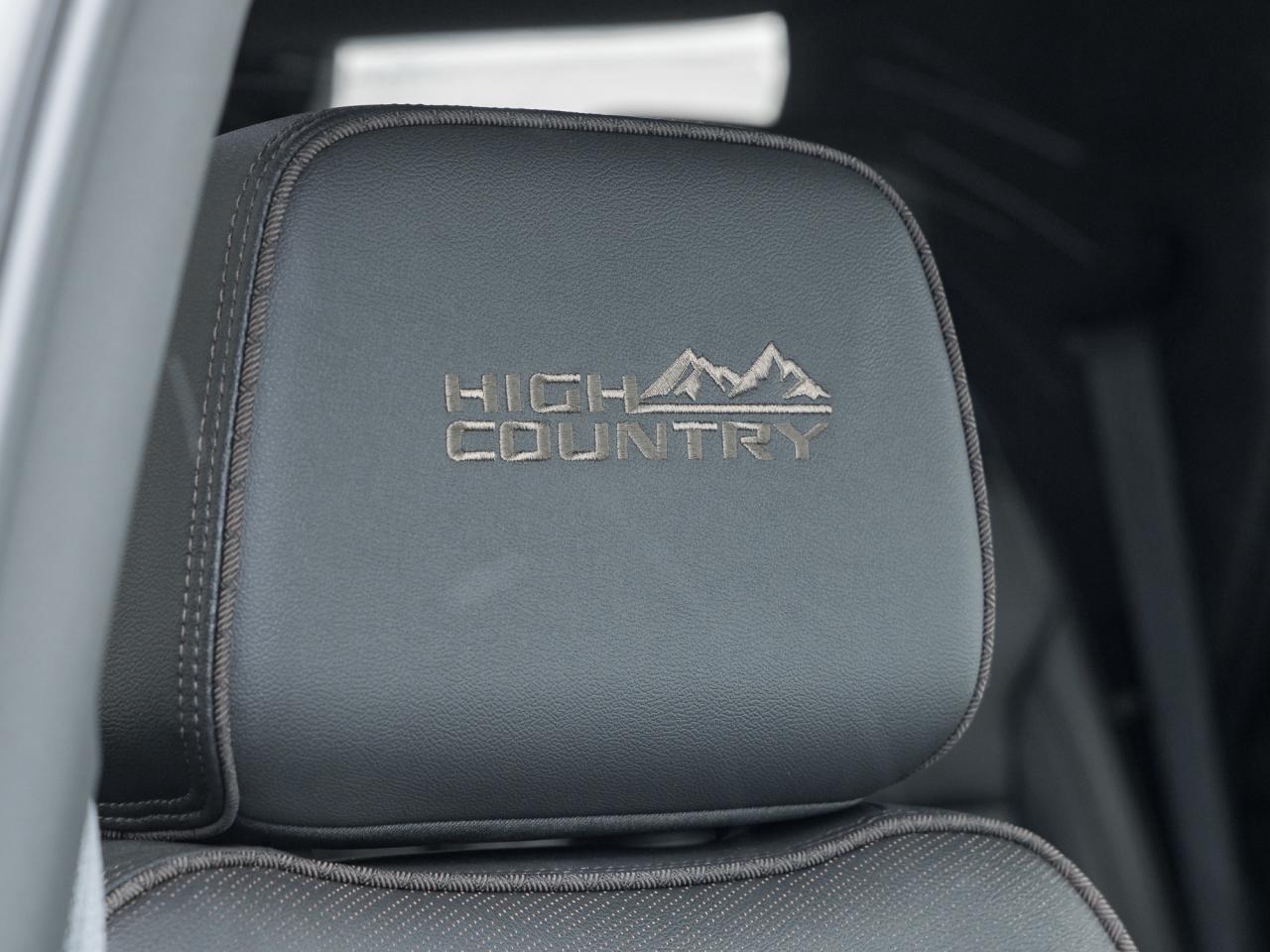 2024 Chevrolet Tahoe 4WD 4dr High Country Photo