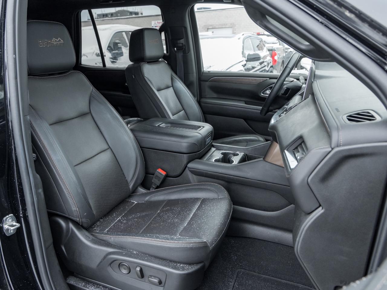 2024 Chevrolet Tahoe 4WD 4dr High Country Photo