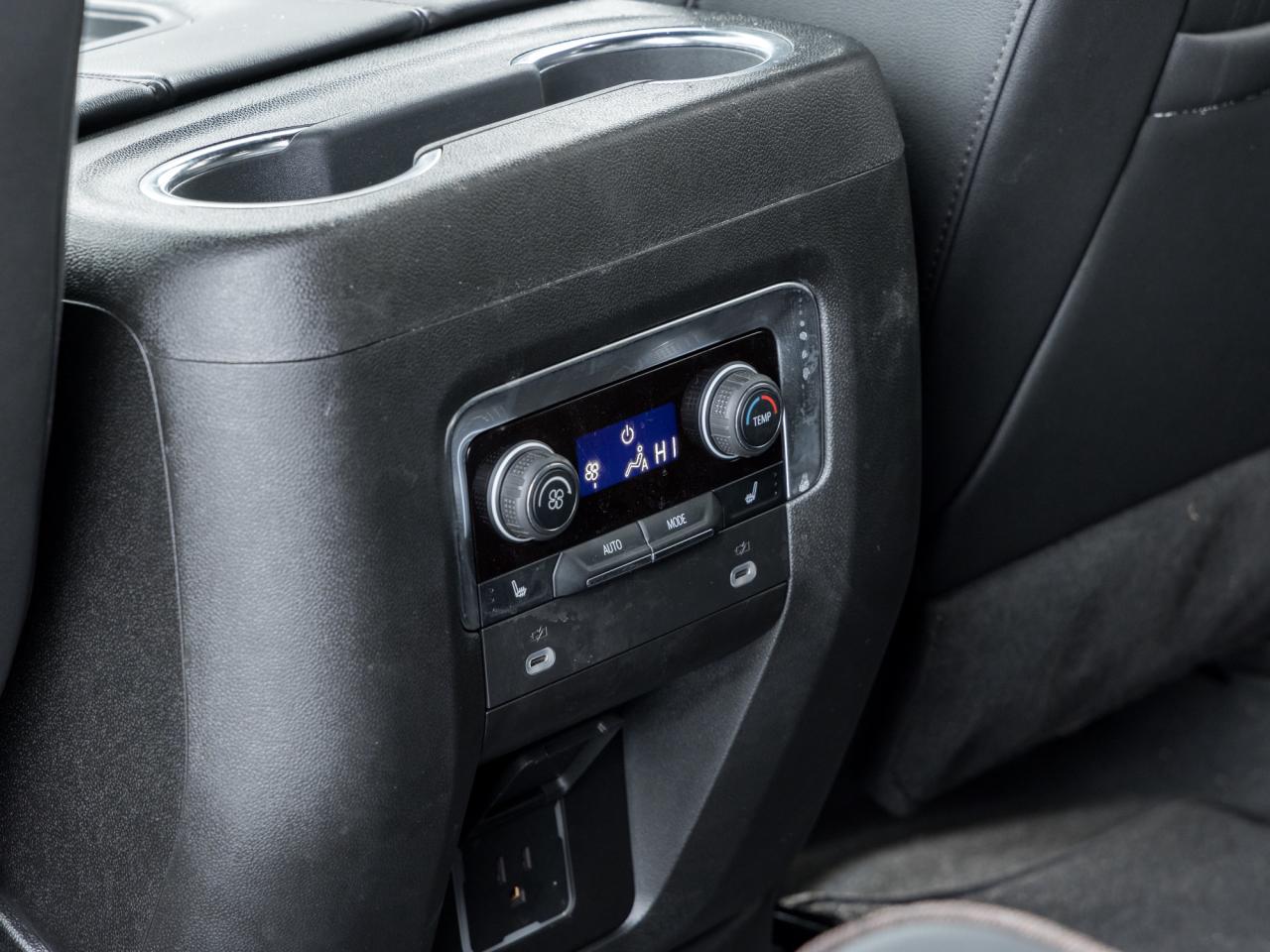 2024 Chevrolet Tahoe 4WD 4dr High Country Photo