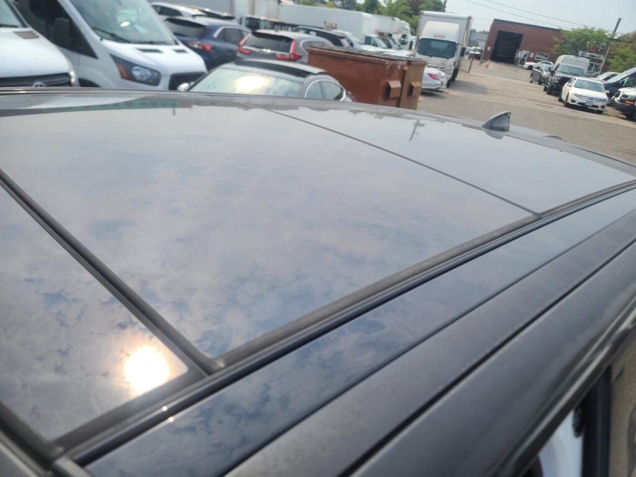 2017 Land Rover Range Rover Sport V8 Supercharged SVR Photo