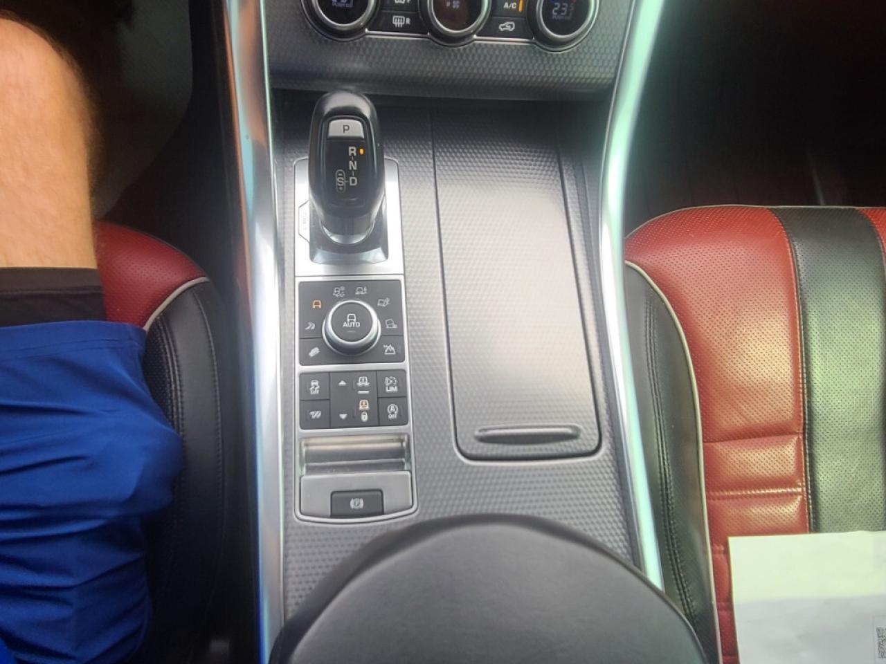 2017 Land Rover Range Rover Sport SVR - 5.0L Supercharged - Certified Photo