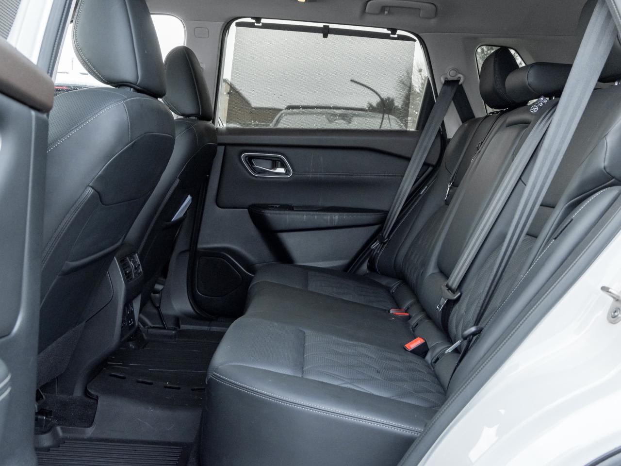 2023 Nissan Rogue AWD Platinum Photo