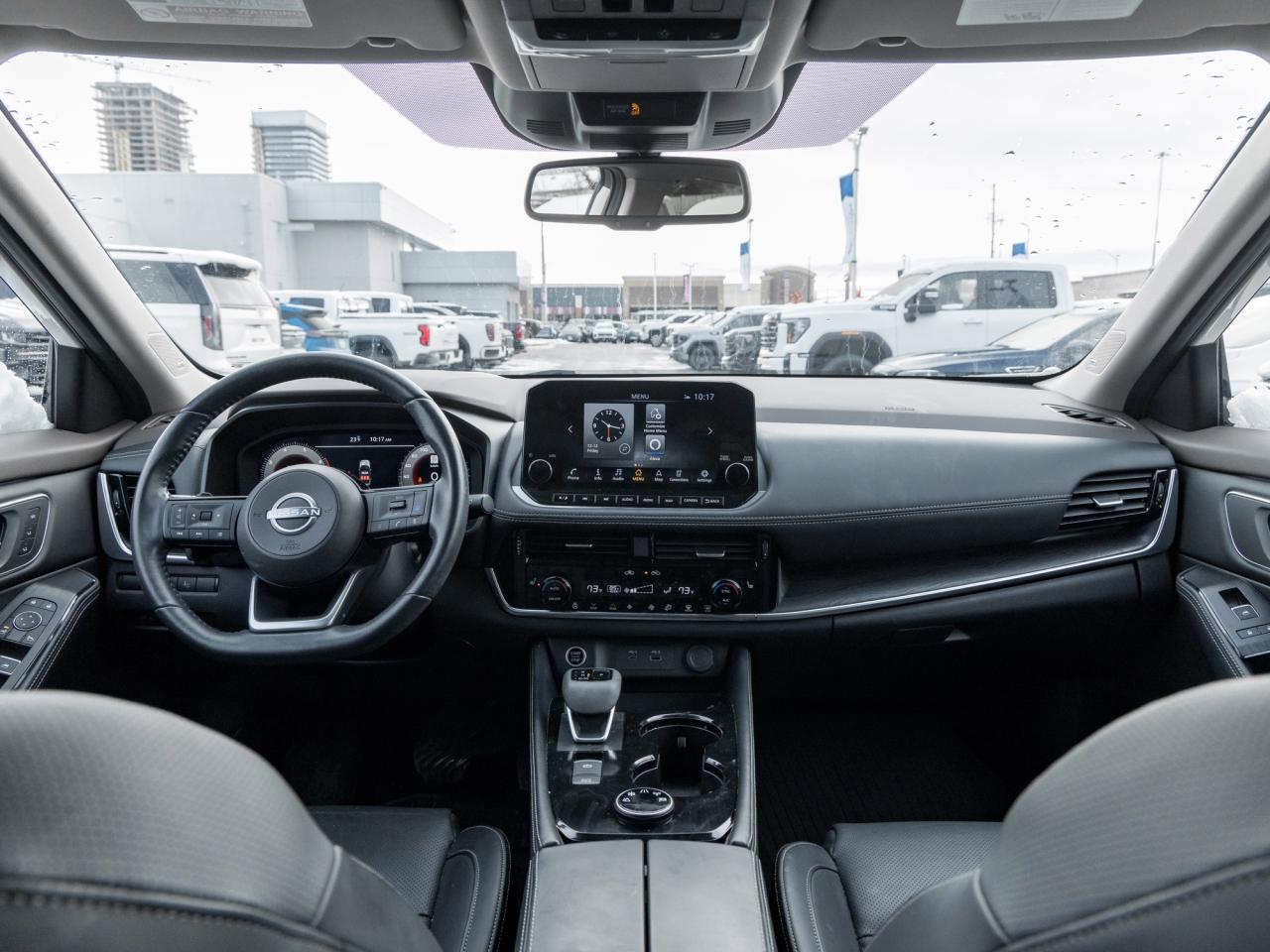 2023 Nissan Rogue AWD Platinum Photo