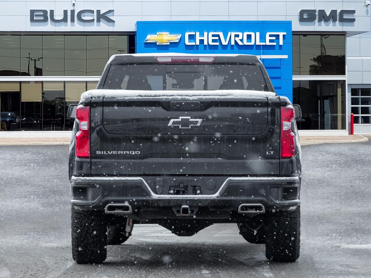 2024 Chevrolet Silverado 1500 4WD Crew Cab 147  LT Trail Boss Photo