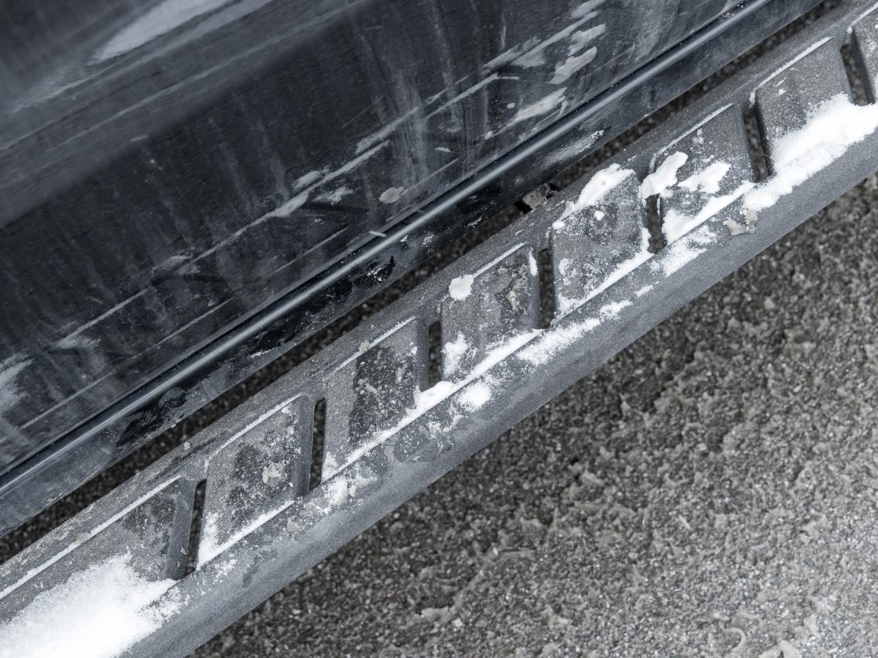 2024 Chevrolet Silverado 1500 4WD Crew Cab 147  LT Trail Boss Photo