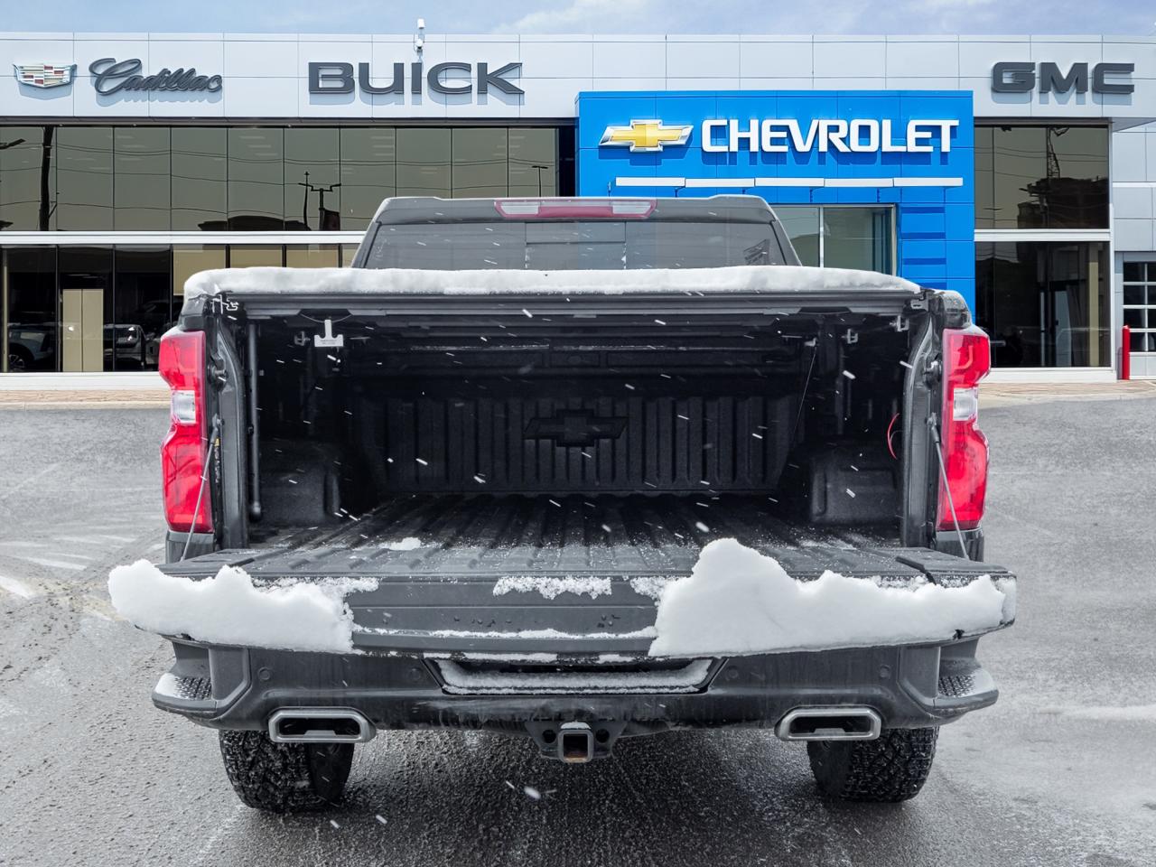 2024 Chevrolet Silverado 1500 4WD Crew Cab 147  LT Trail Boss Photo