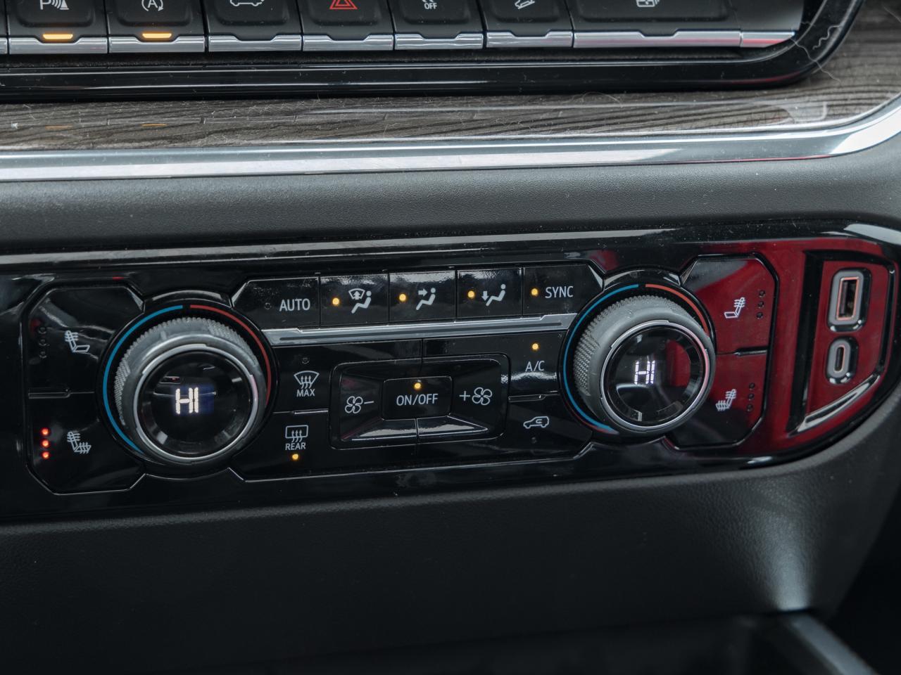 2024 Chevrolet Silverado 1500 4WD Crew Cab 147  LT Trail Boss Photo