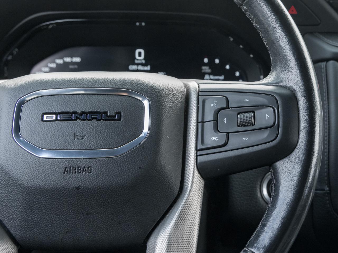 2022 GMC Yukon 4WD 4dr Denali Photo