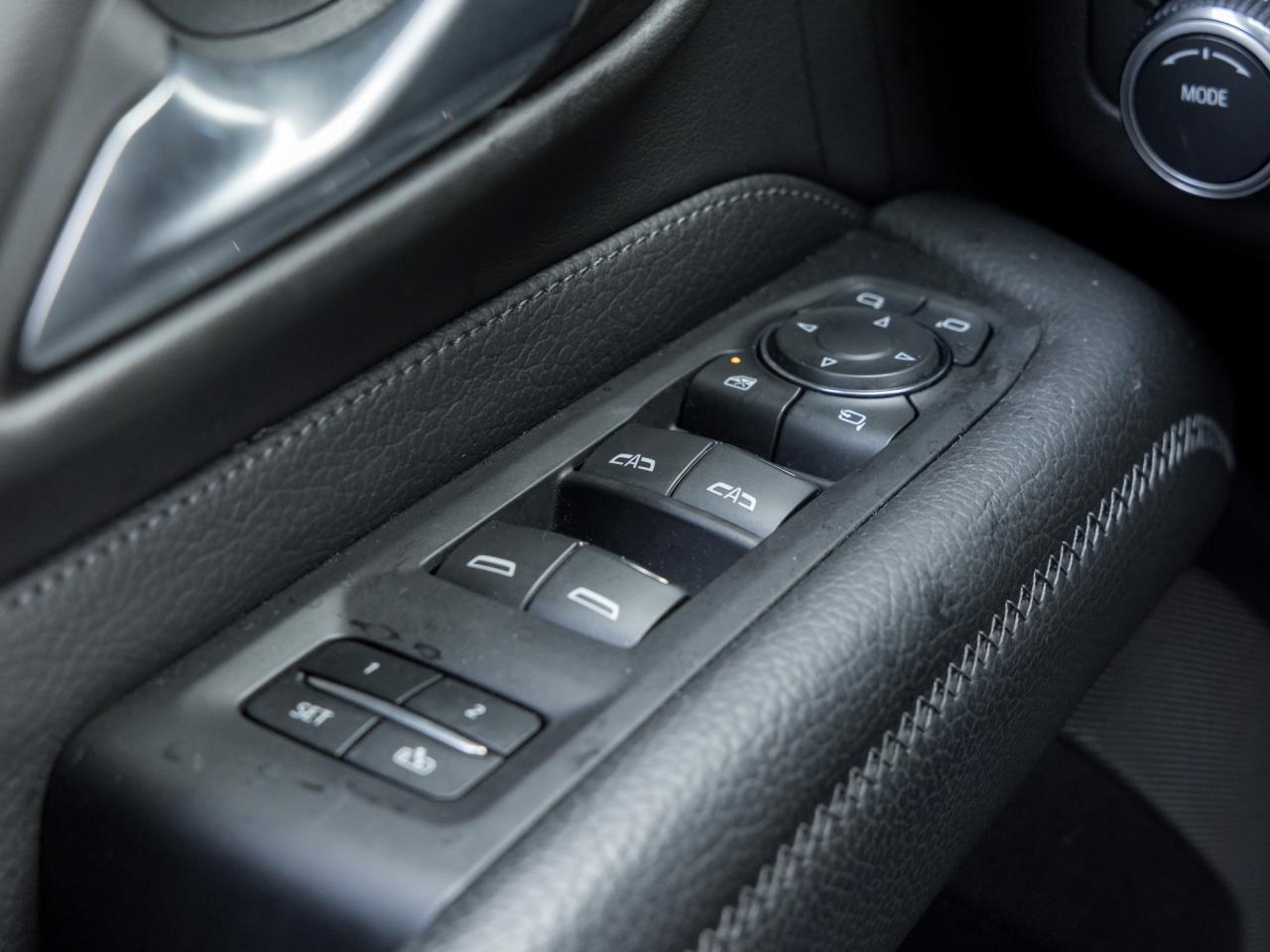 2022 GMC Yukon 4WD 4dr Denali Photo