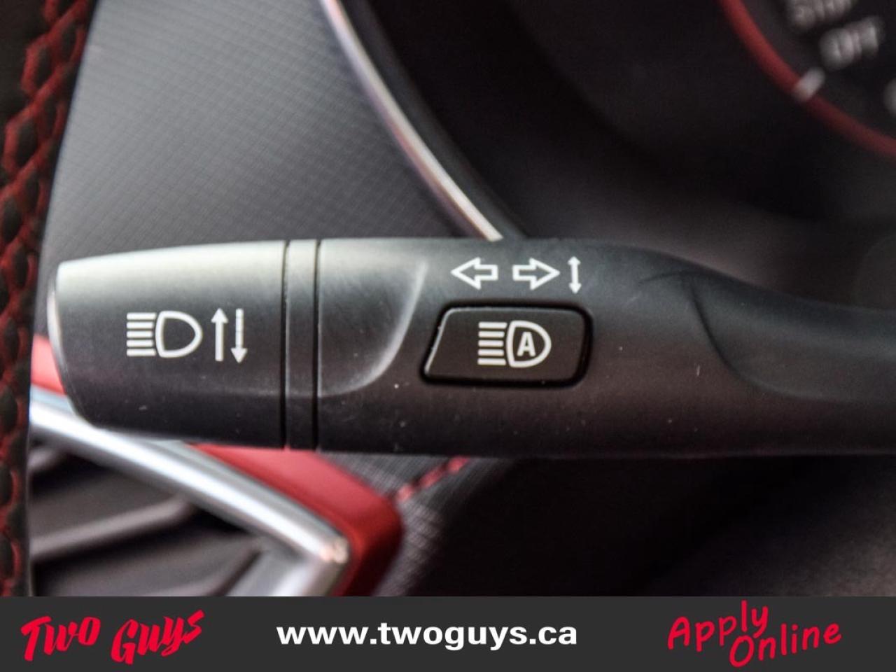 2023 Chevrolet TrailBlazer RS AWD   WOW KMS   Htd Seats   Lease Return Photo