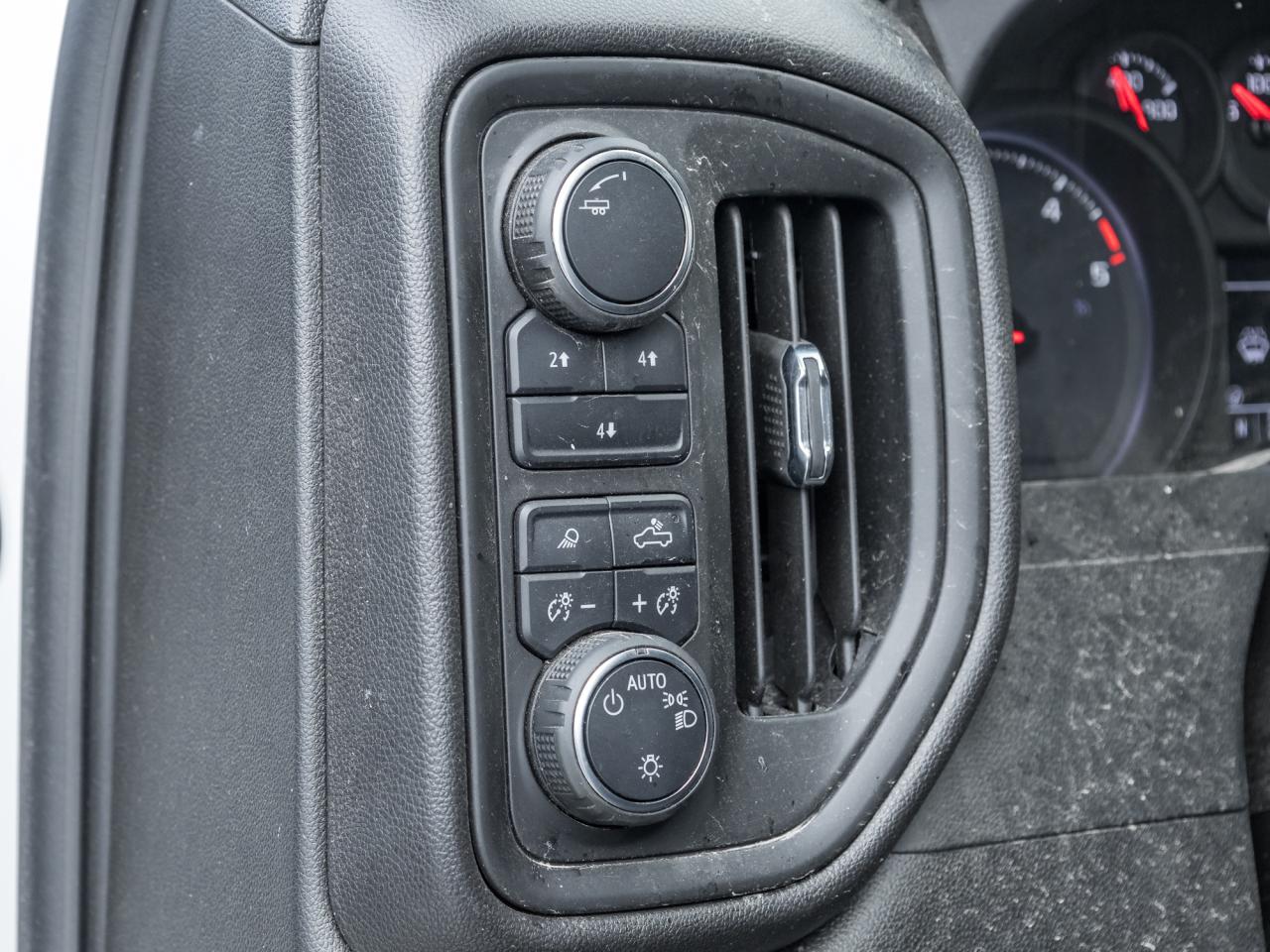 2024 Chevrolet SILVERADO 2500HD 4WD Crew Cab 159  Custom   Value Pkg   Z71 Off Rd. Photo