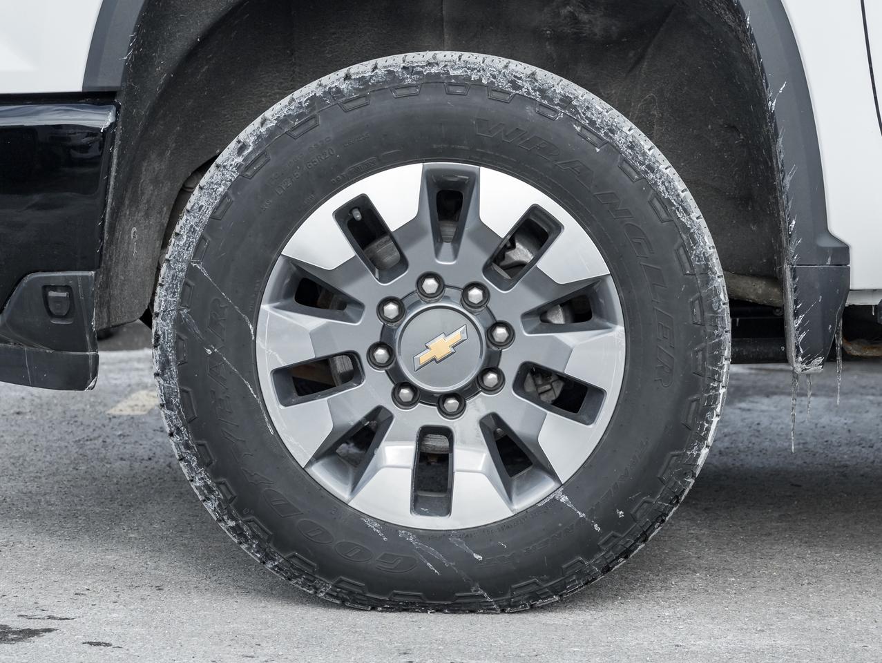 2024 Chevrolet SILVERADO 2500HD 4WD Crew Cab 159  Custom   Value Pkg   Z71 Off Rd. Photo