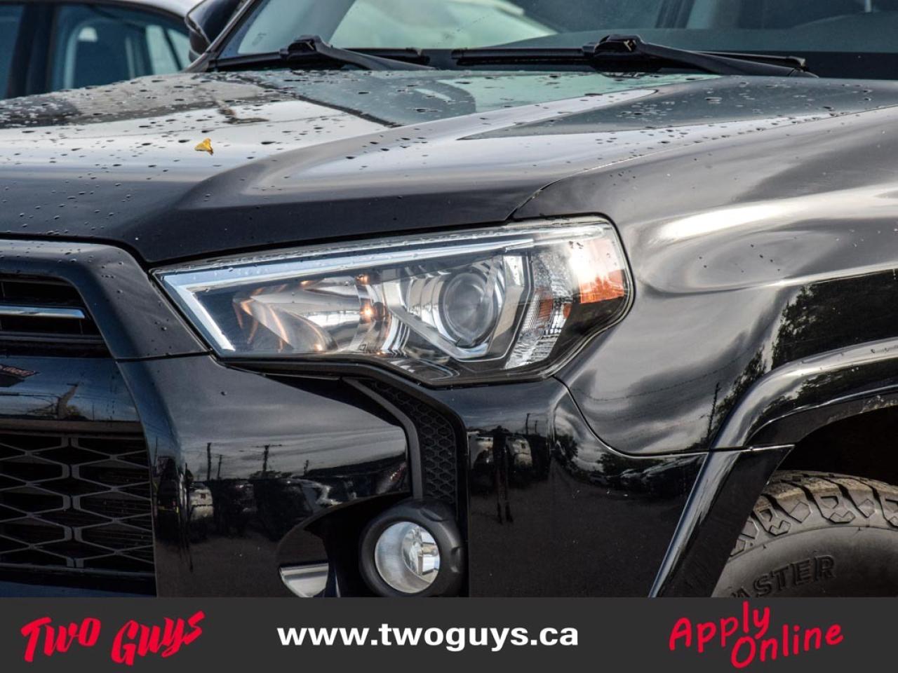 2020 Toyota 4Runner SR5 Premium 4.0L 4WD   Htd Lthr   Sunroof   7 Pass Photo