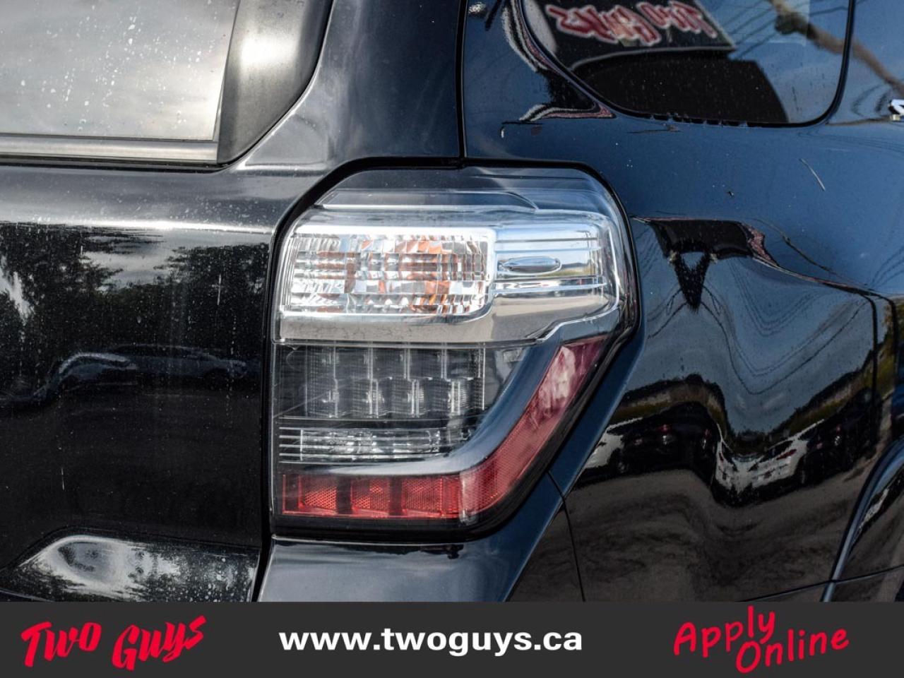 2020 Toyota 4Runner SR5 Premium 4.0L 4WD   Htd Lthr   Sunroof   7 Pass Photo