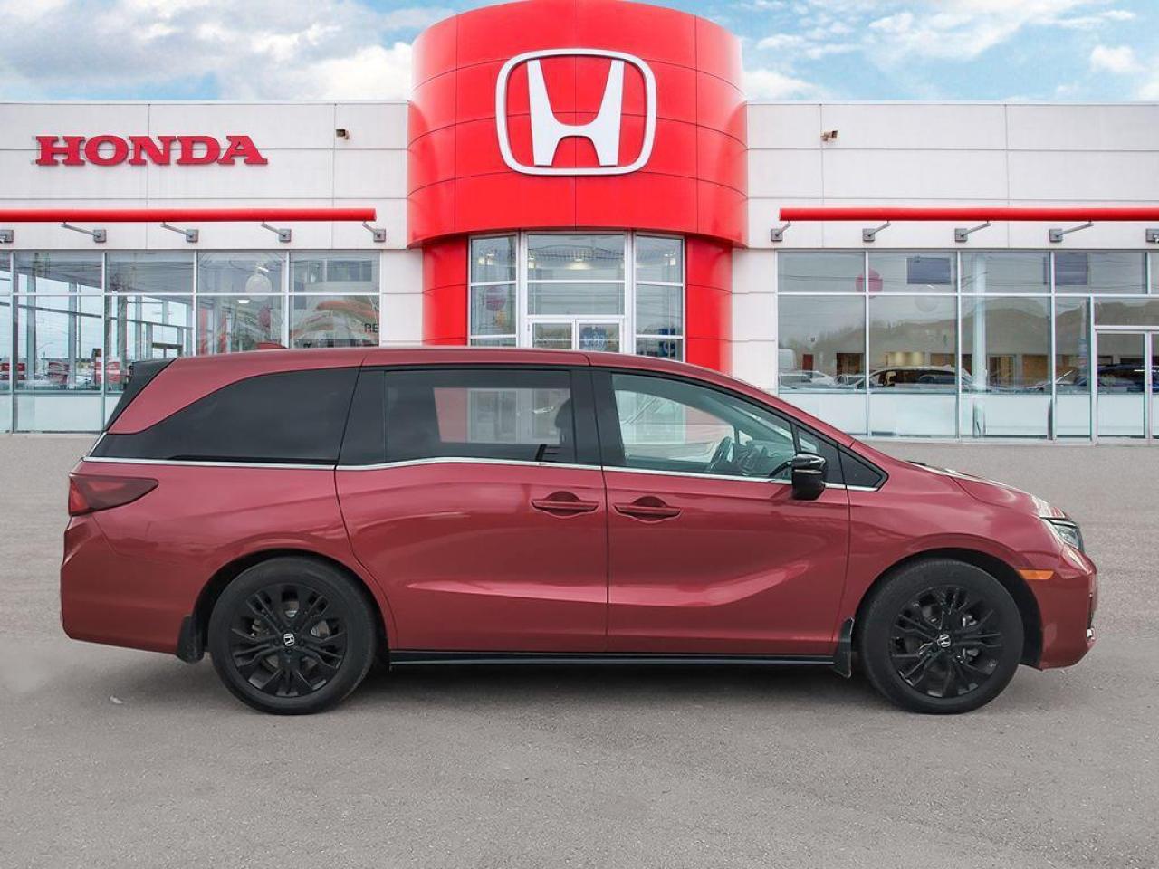 2025 Honda Odyssey Black Edition Photo