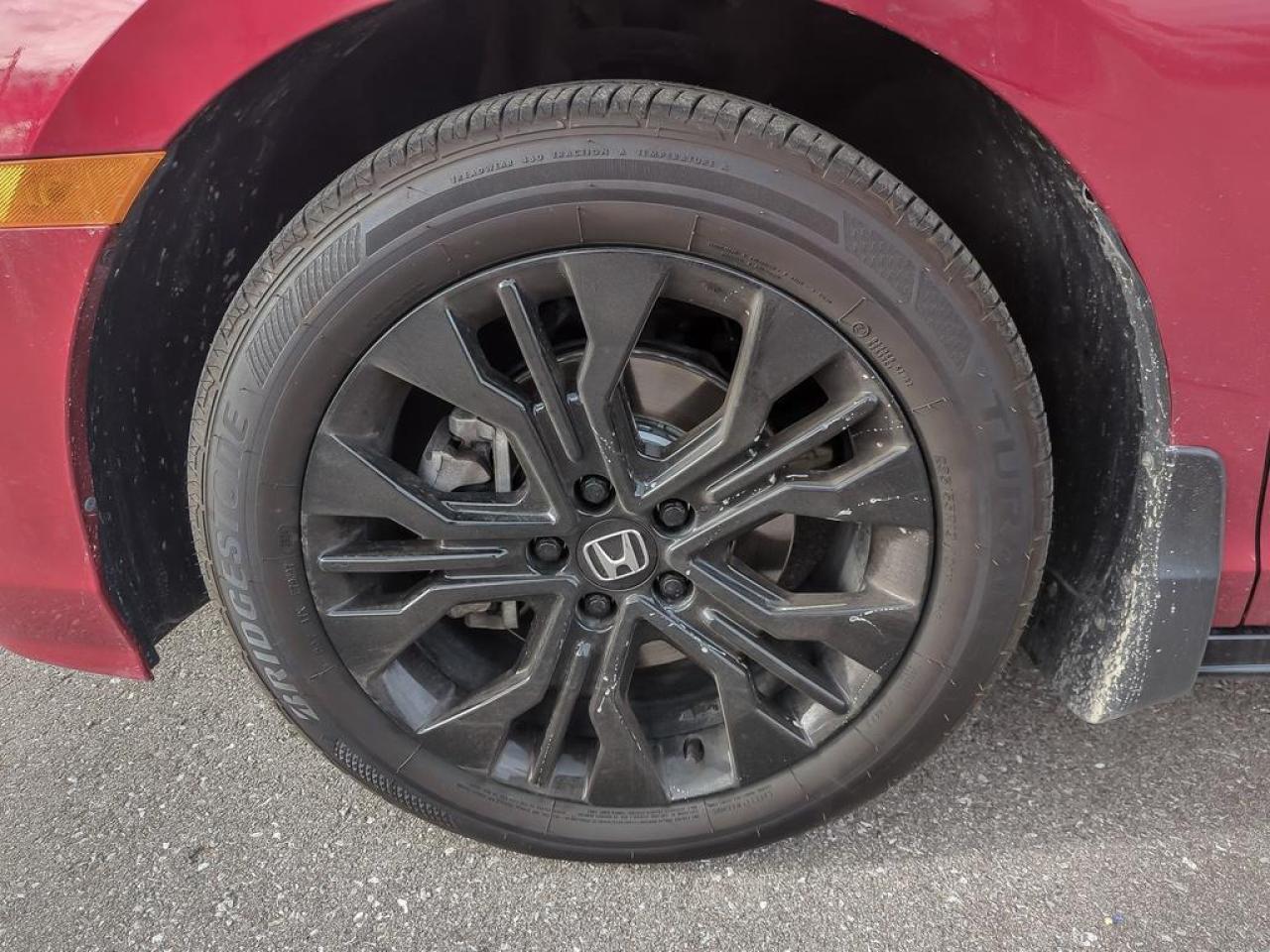 2025 Honda Odyssey Black Edition Photo