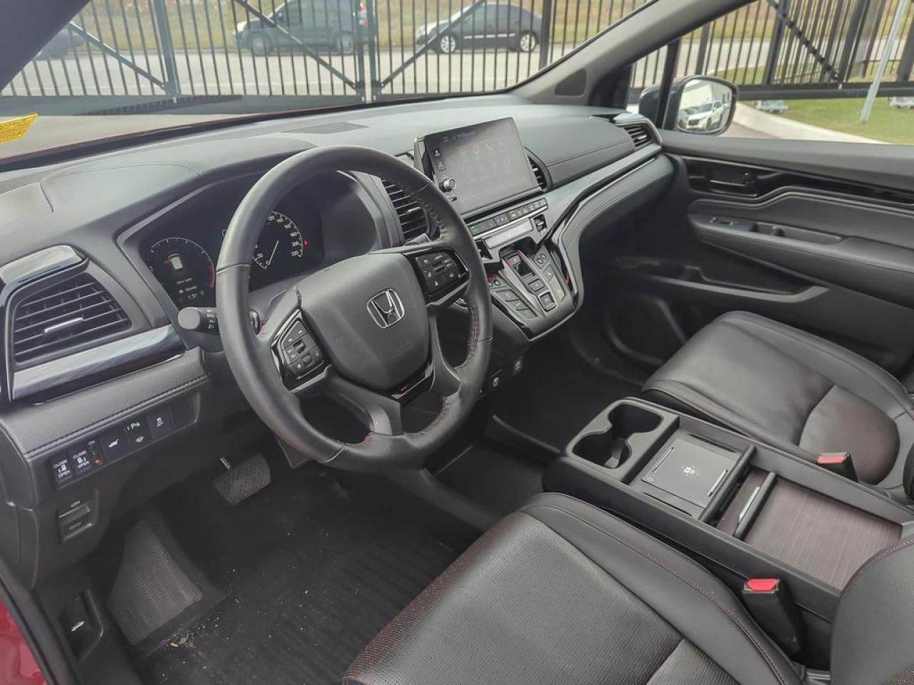 2025 Honda Odyssey Black Edition Photo