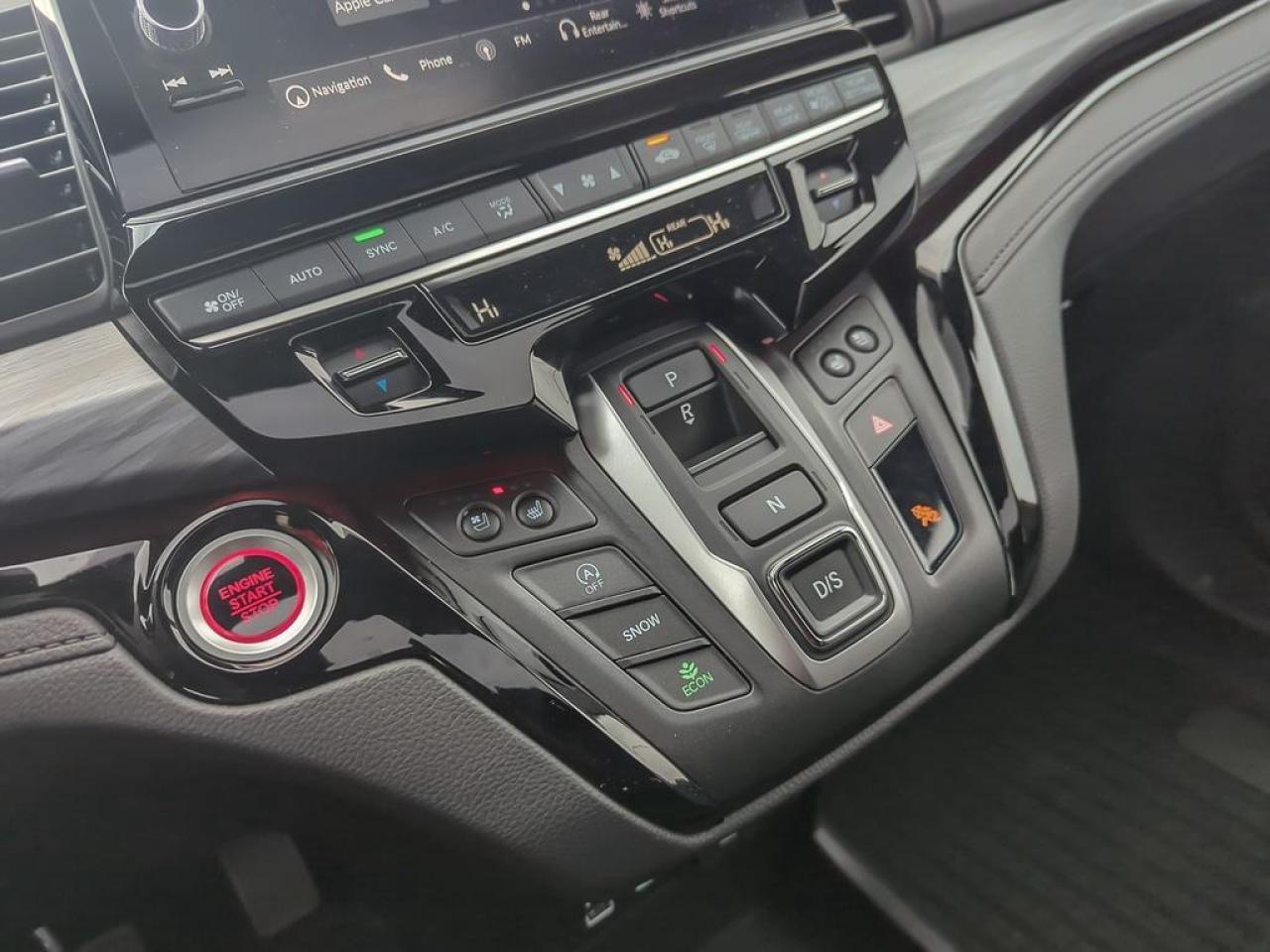 2025 Honda Odyssey Black Edition Photo